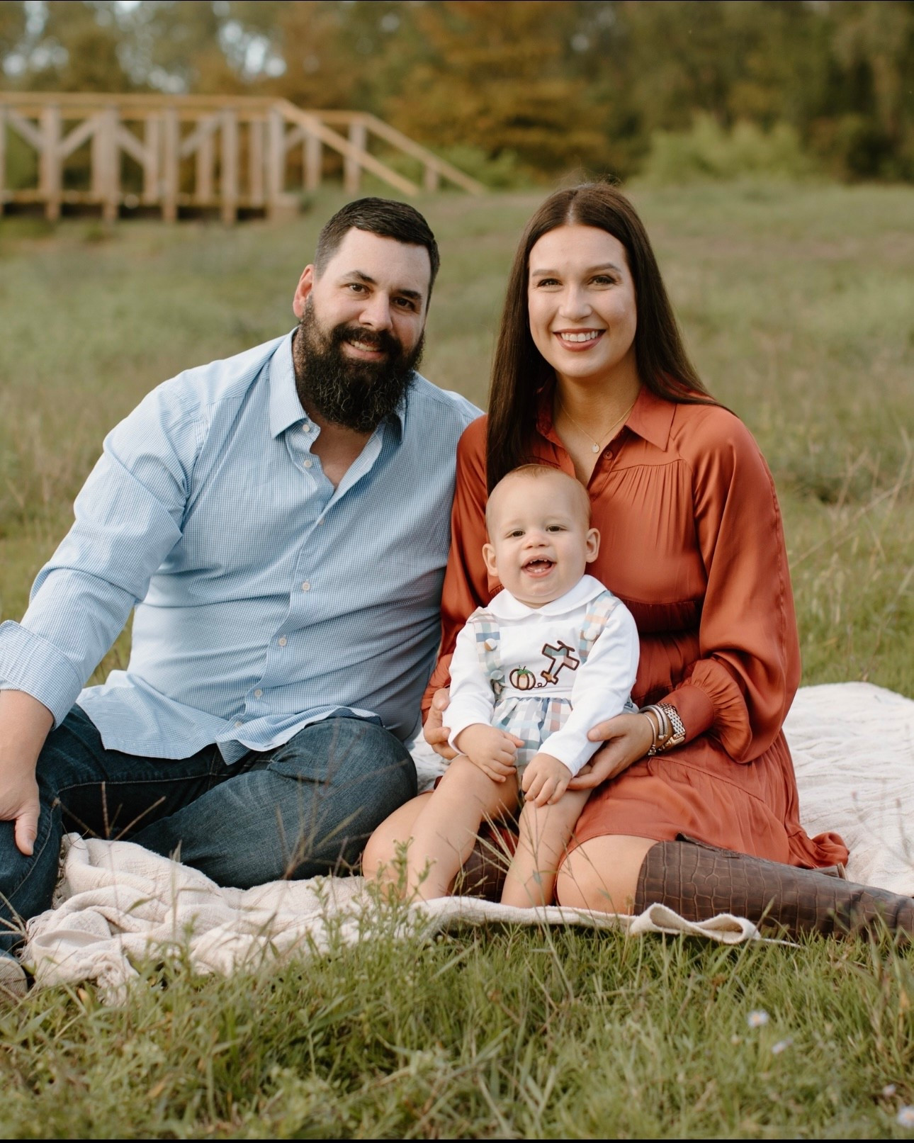 Family picture dress, fall dress 

#LTKSeasonal #LTKFindsUnder100 #LTKFamily