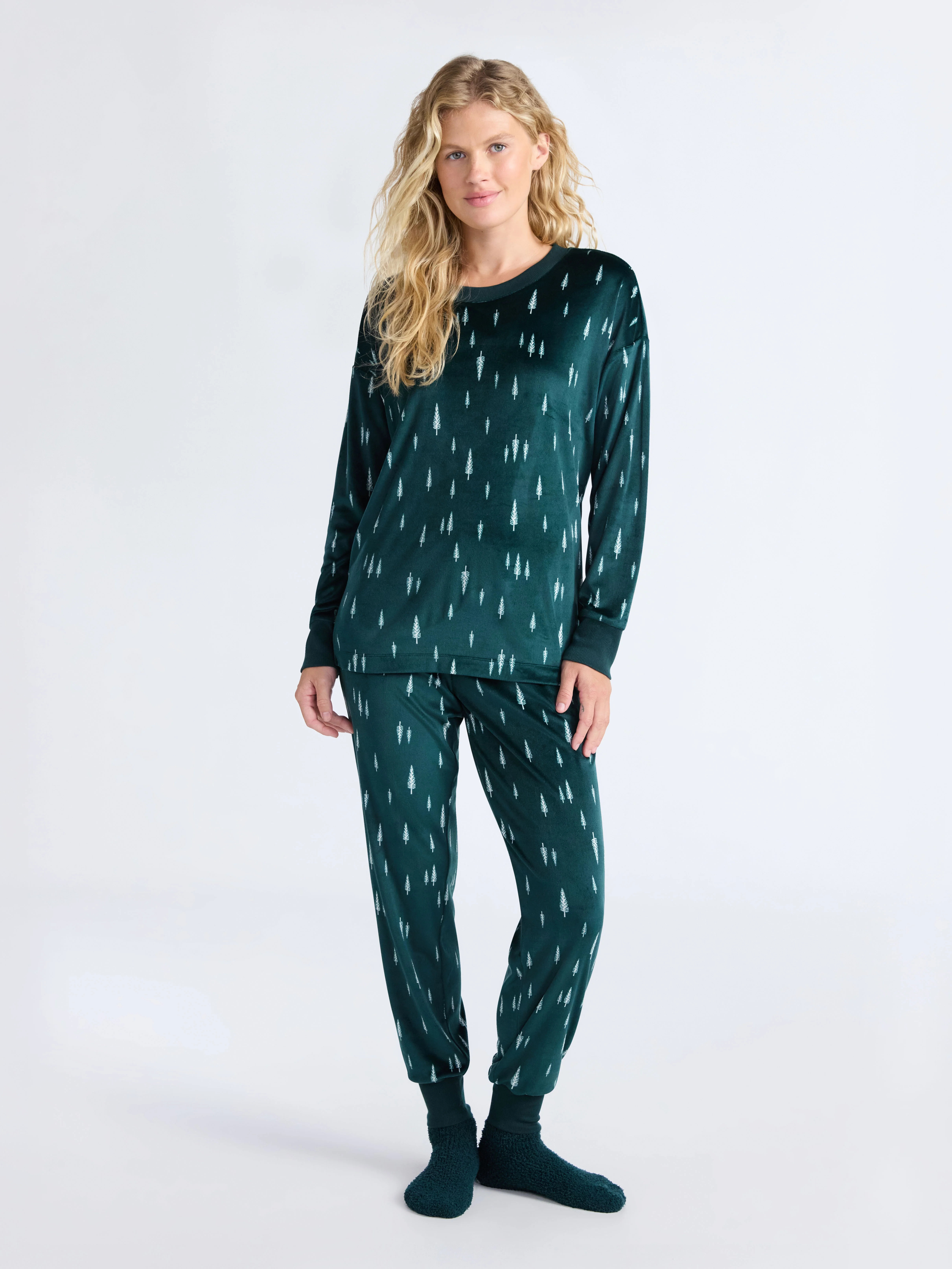 Joyspun Women’s Stretch Velour Long Sleeve Top, Pants, and Socks Pajama Set, 3-Piece, Sizes XS-... | Walmart (US)
