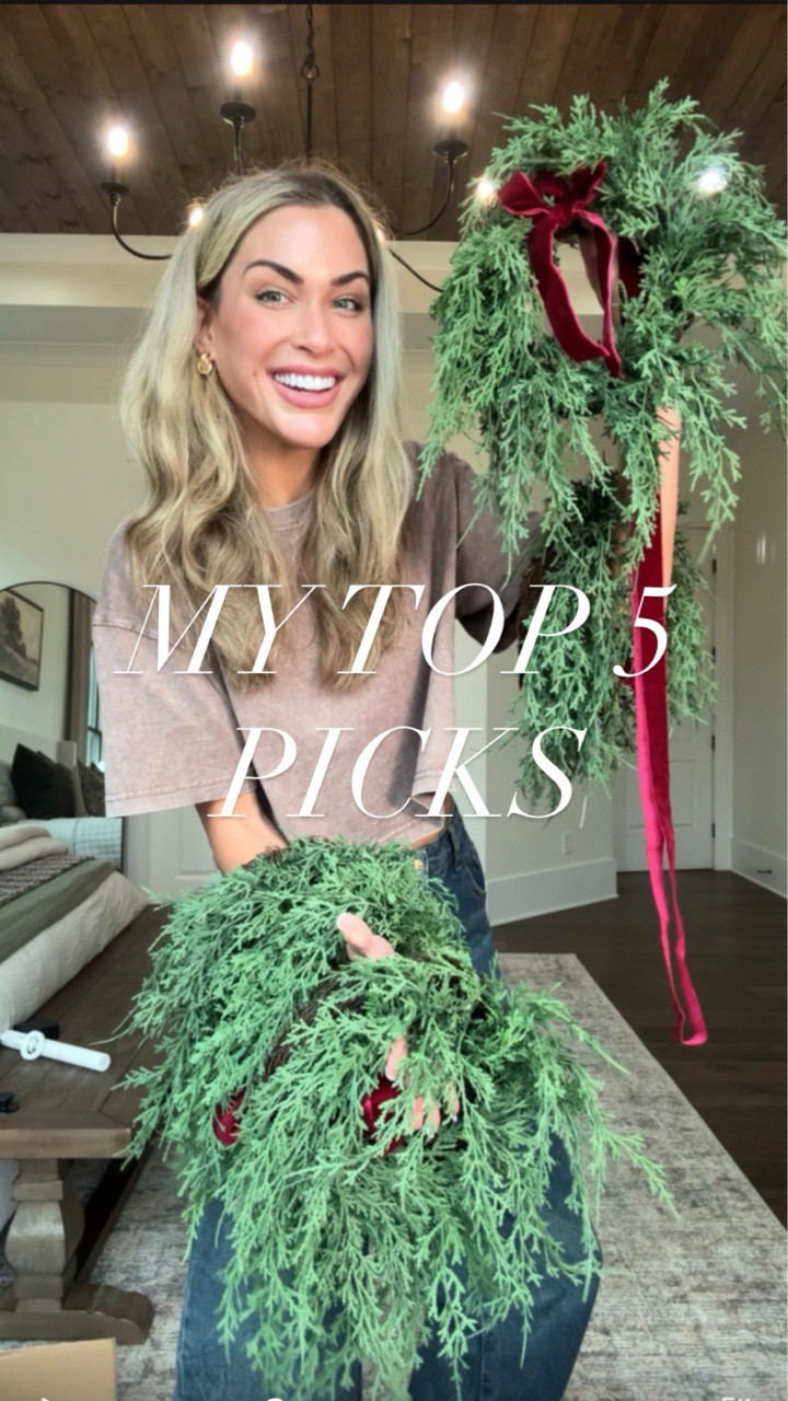 WALMART TOP 5 🎄

Highlights:
1. The Garland of all garlands and it sells out every year and doesn’t come back till November is HERE!
2. All the wreaths are so beyond gorgeous and hang beautifully I can’t get over the mini wreaths 
3. Those shatterproof mercury glass ornaments are what makes your tree look like it has 2X the lights!!




Walmart finds, Walmart Christmas, holiday finds, Walmart holiday, holiday decor, Christmas decor, Christmas inspo, holiday inspo, Christmas trees, Christmas wreaths, garland, bows, Christmas ribbon, ornaments, mantel decor, room decor, holiday room styling