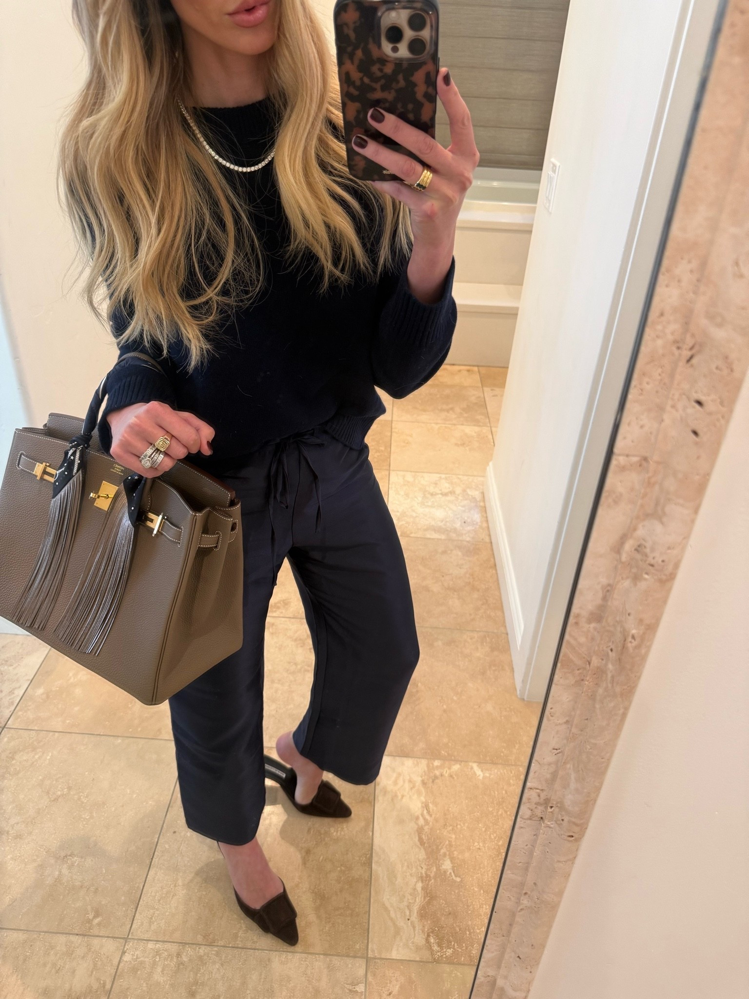 Obsessed with these pants lately.