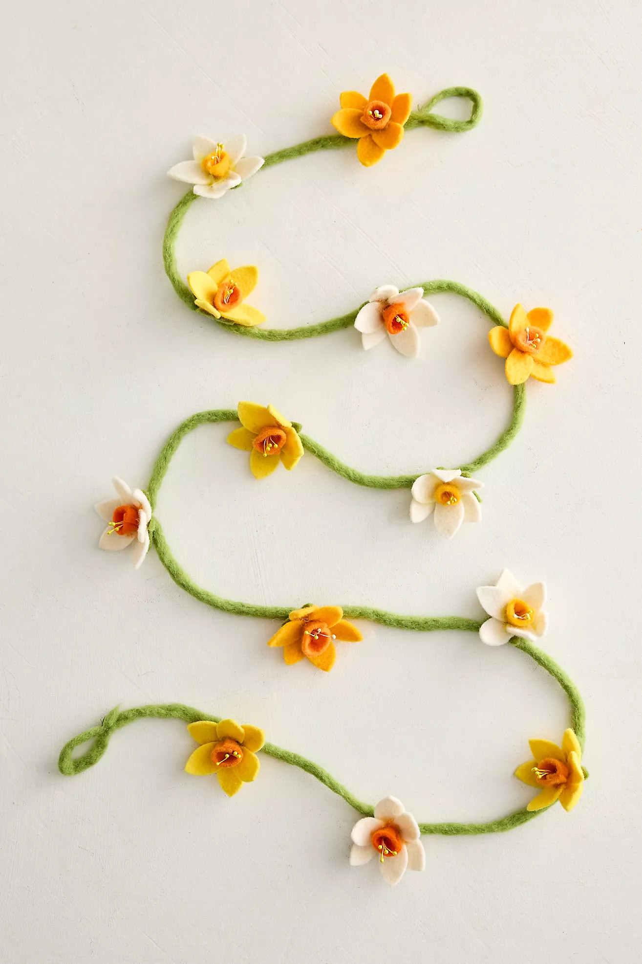 Daffodils Felt Garland | Anthropologie (US)