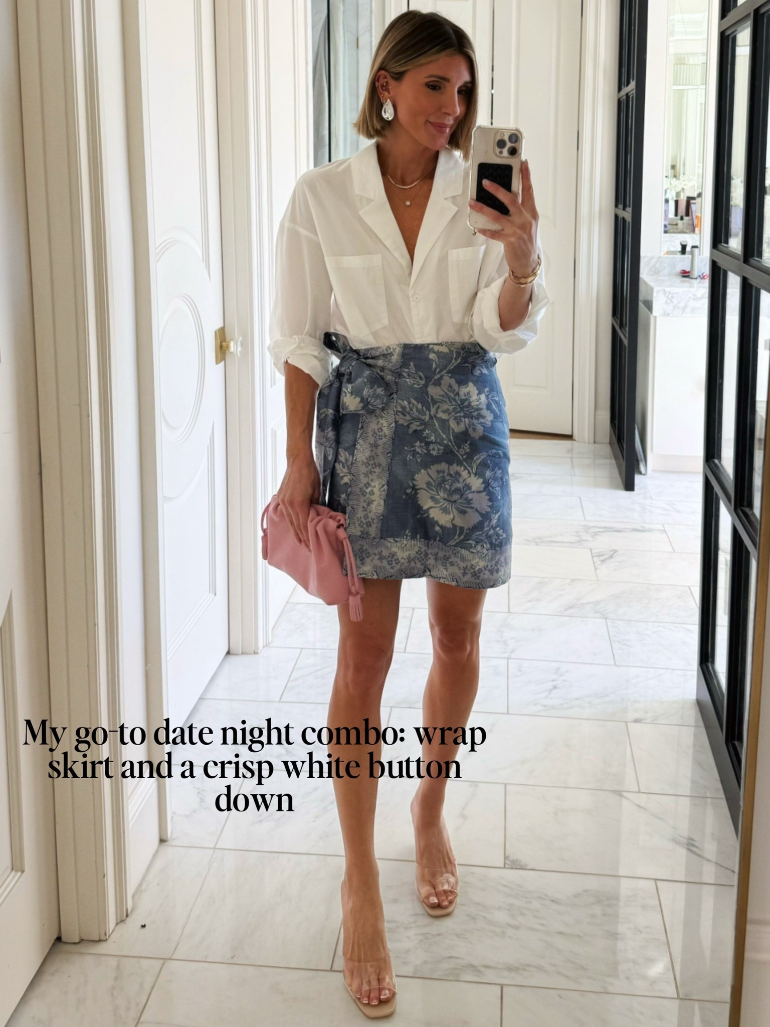 Summer date night outfit. Wearing size xs in skirt