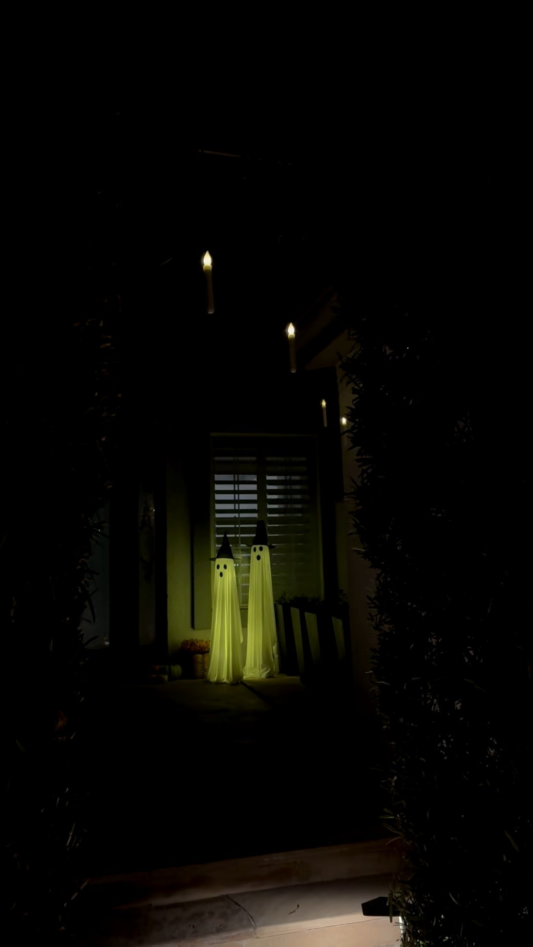 Obsessed with these ghosts for Halloween!!

#falldecor #homedecor #halloween 



#LTKHome #LTKSeasonal