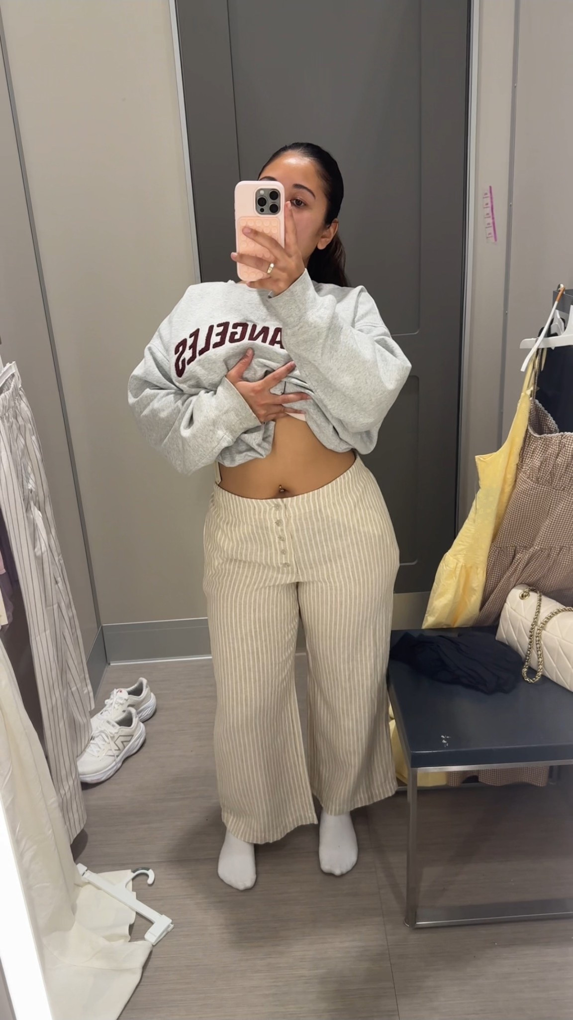 Wearing size M