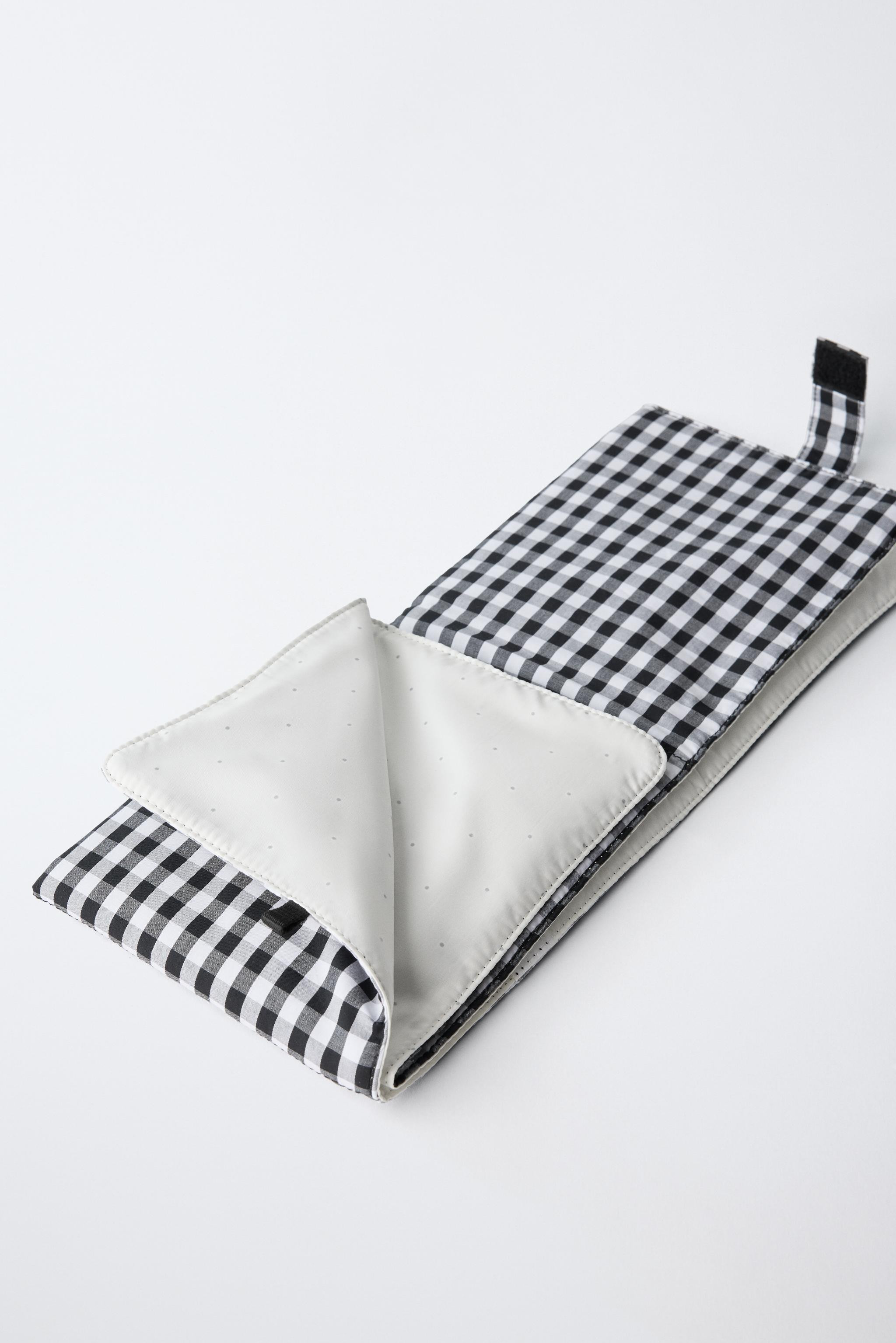PLAID CHANGING MAT | Zara US