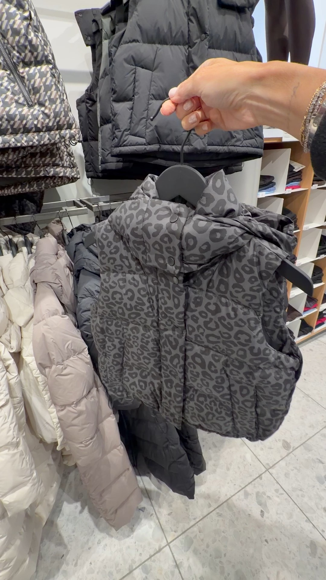 New vest at lululemon 

#LTKGiftGuide #LTKgrwm