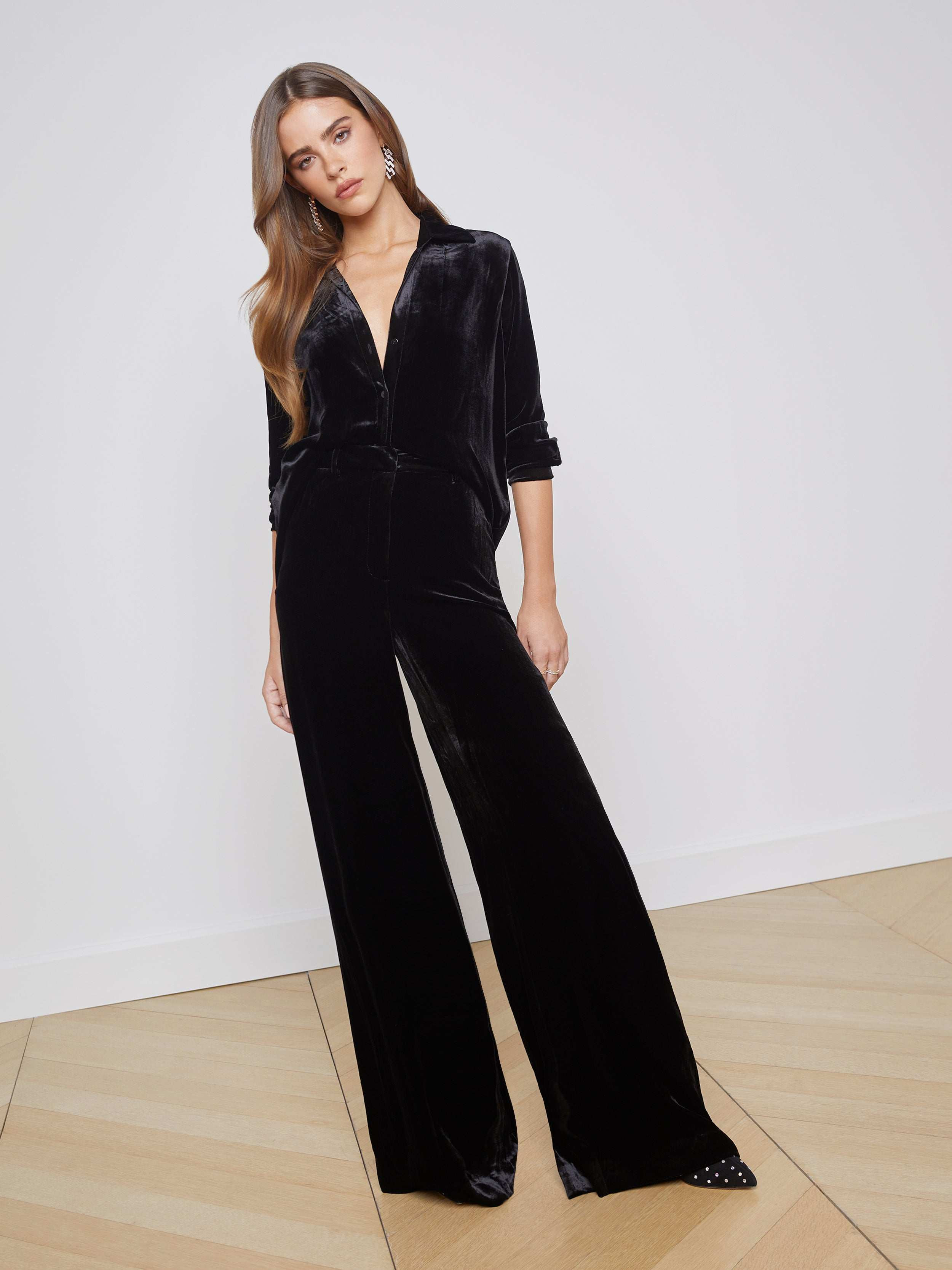 Pilar Velvet Wide-Leg Pant in Black | L'AGENCE | L'Agence