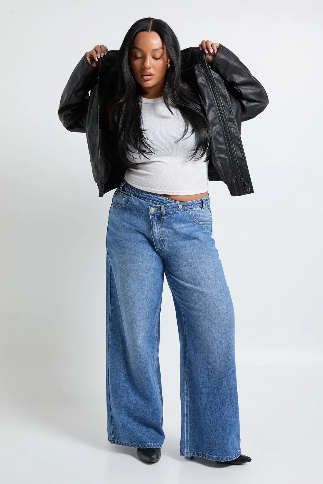 Plus Asymmetric Waistband Jean | boohoo (US & Canada)