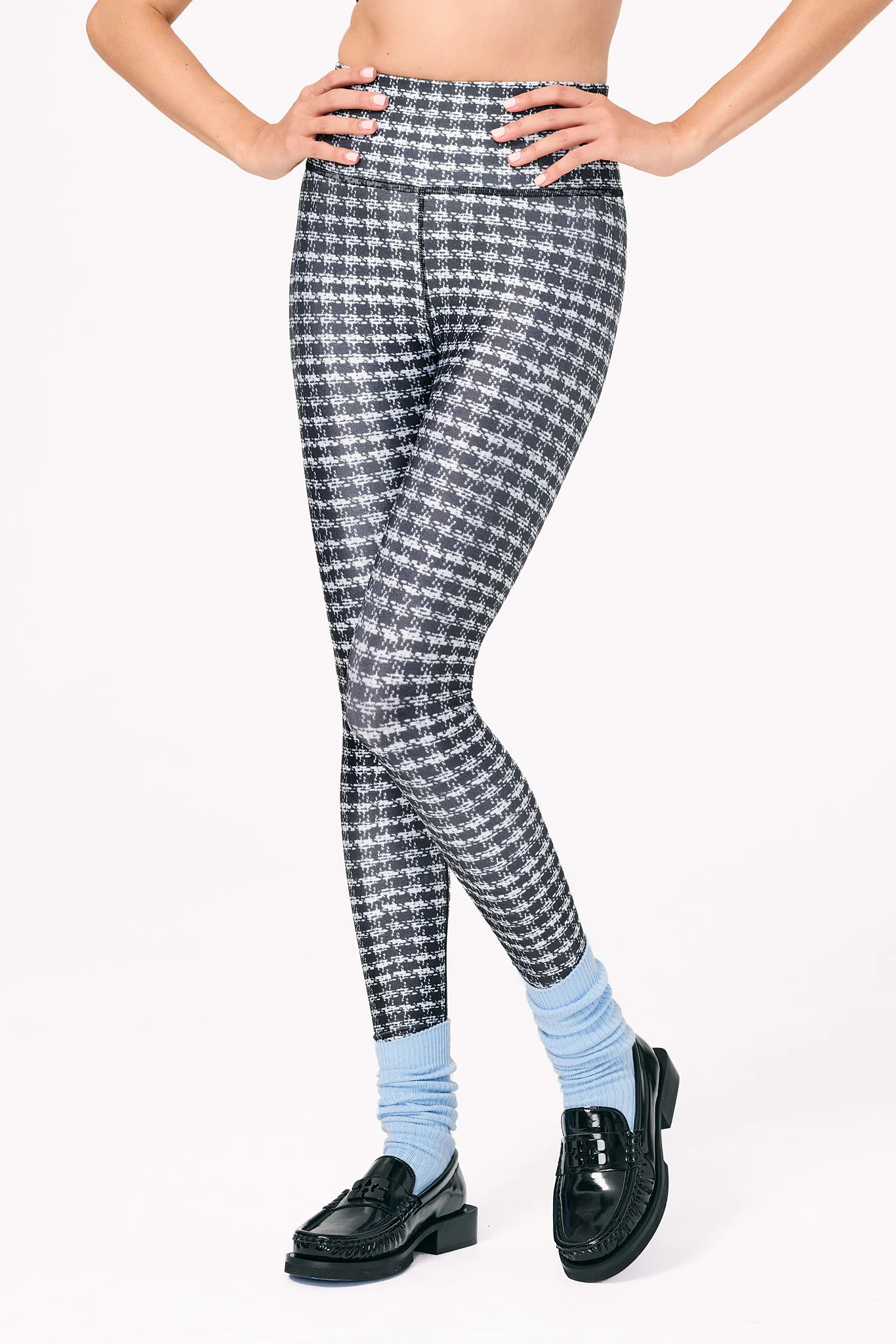 Hi-Shine Leggings in Houndstooth | Terez