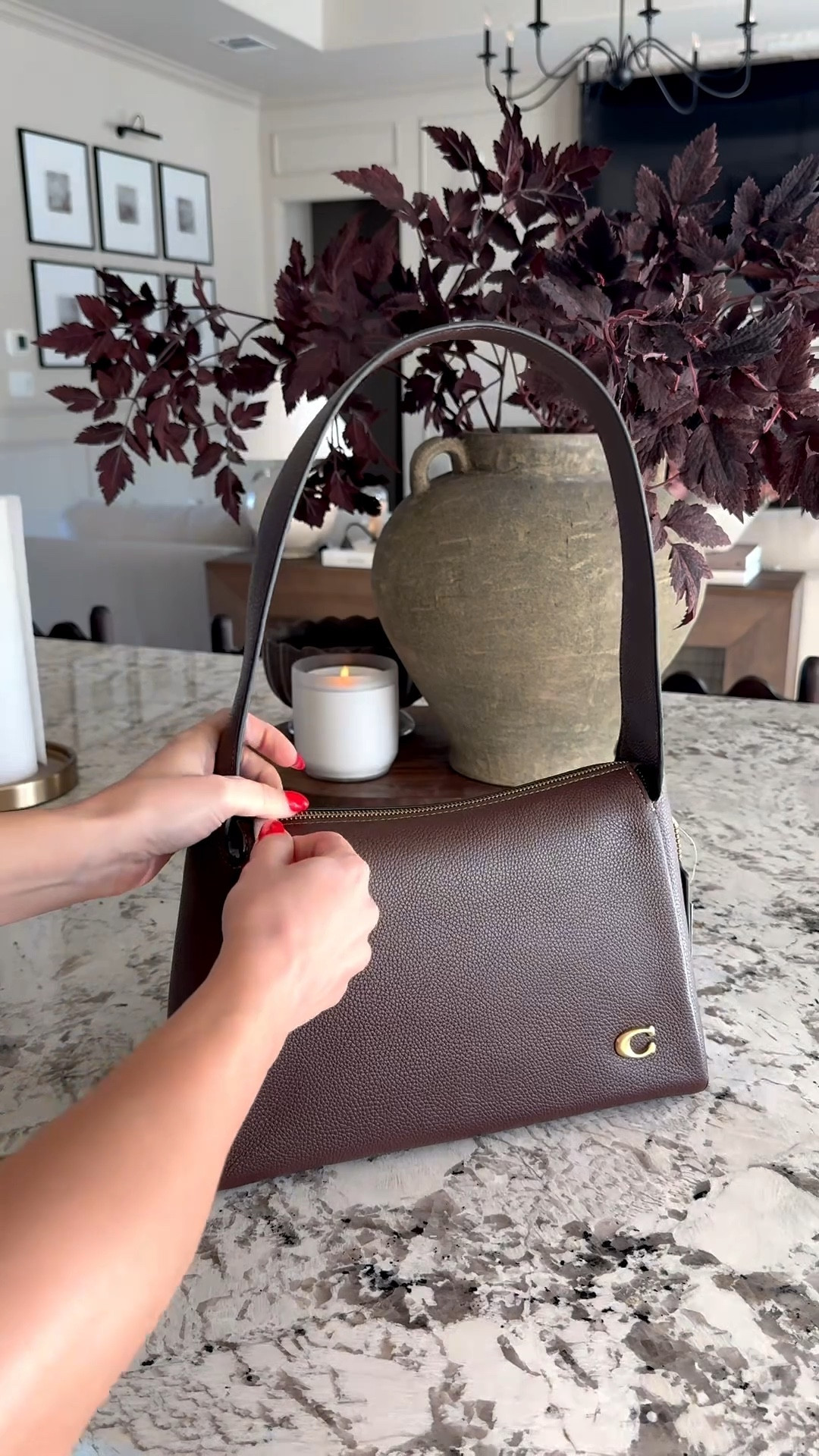 The Coach Lola in Maple is that girl!! 💅🏻

#coachlola #coachbags 

#LTKU #LTKItBag #LTKGiftGuide