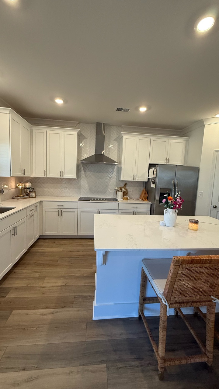 Client move in today! Got her kitchen AND her closet unpacked and fully organized and guess what? The client gets to just sit back and enjoy her new space! 🏡 Cozy for the holidays! #move #movein #reels #clientmove #professionalorganizer #newhome #movingday #unpack #tuesday #igdaily #foco #beforeandafter

#LTKdayinmylife #LTKFindsUnder100 #LTKHome