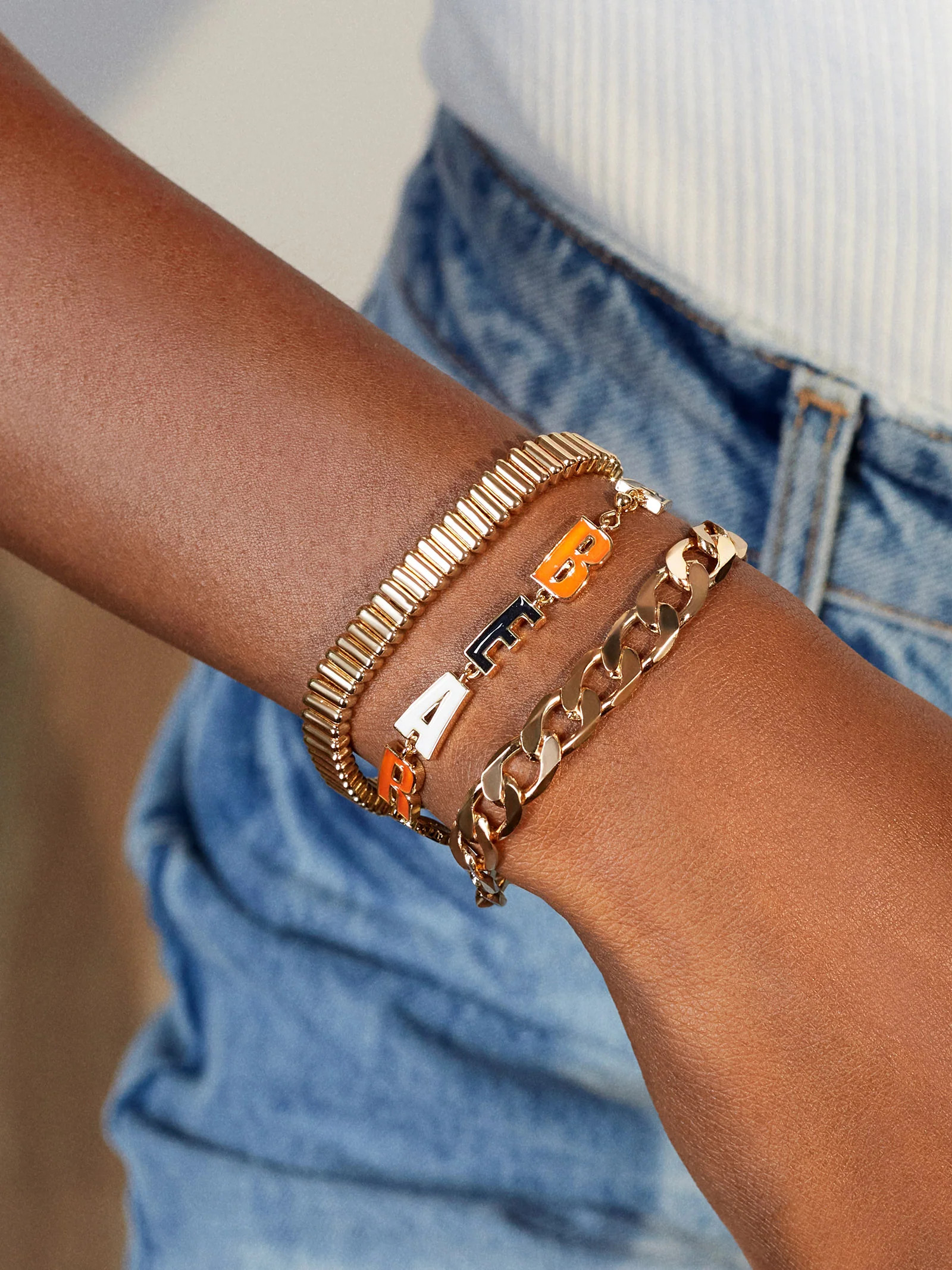 Chicago Bears NFL Gold Slogan Bracelet - Chicago Bears | BaubleBar (US)