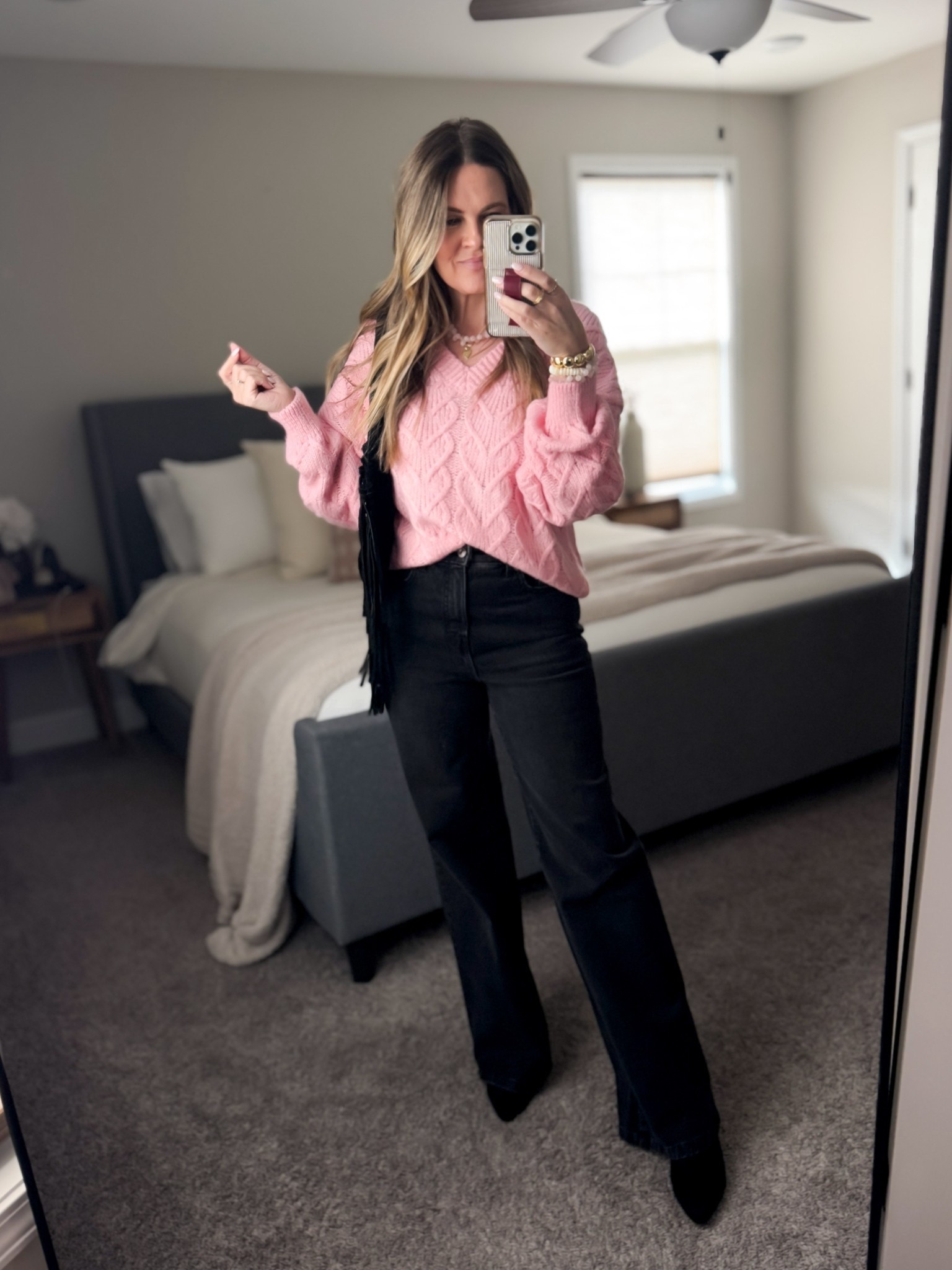 Walmart sweater and jeans for the win!

#LTKmomlife #LTKOver40 #LTKFindsUnder50