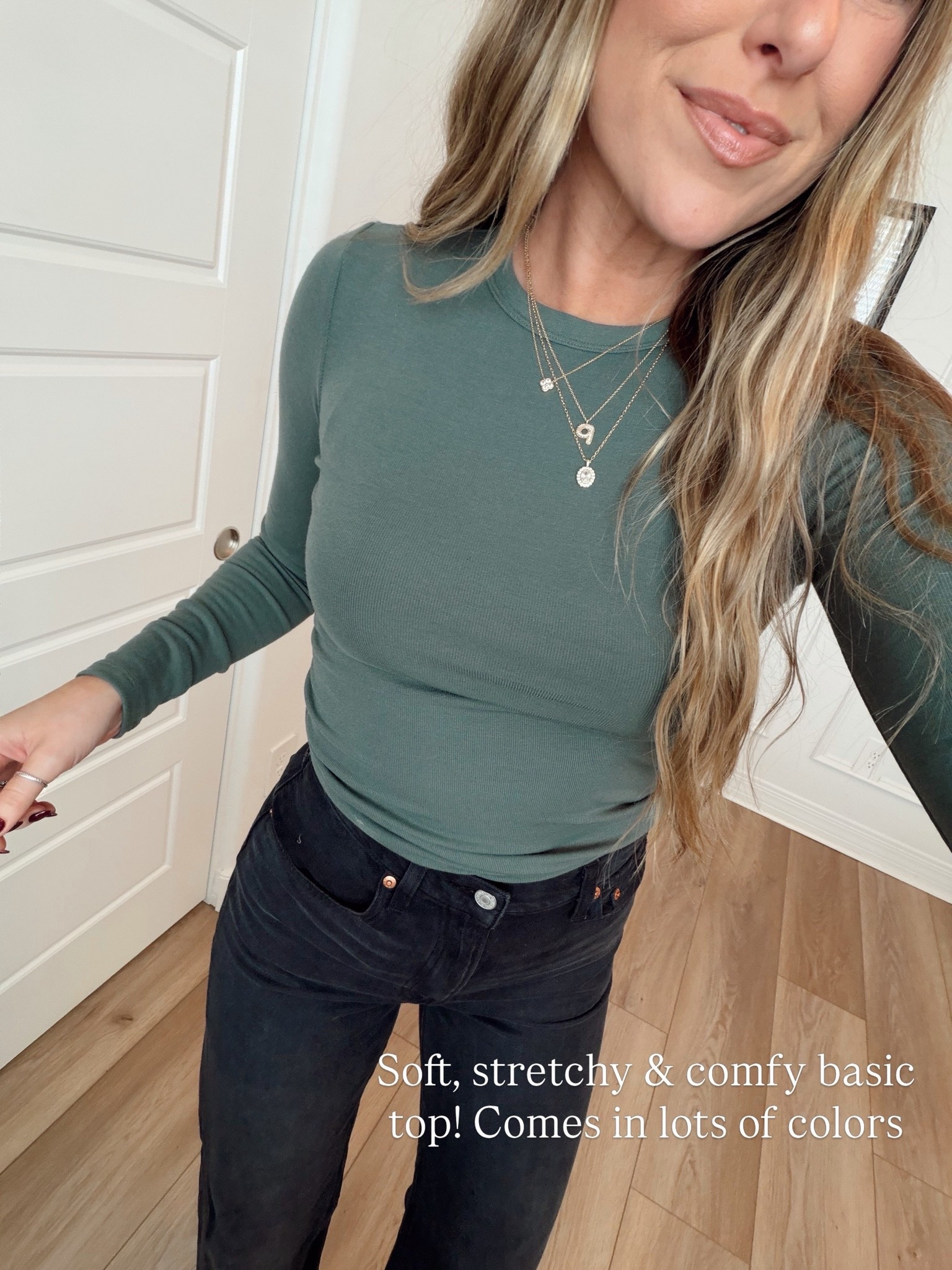 Love this basic tee from @ae !! Wearing a small