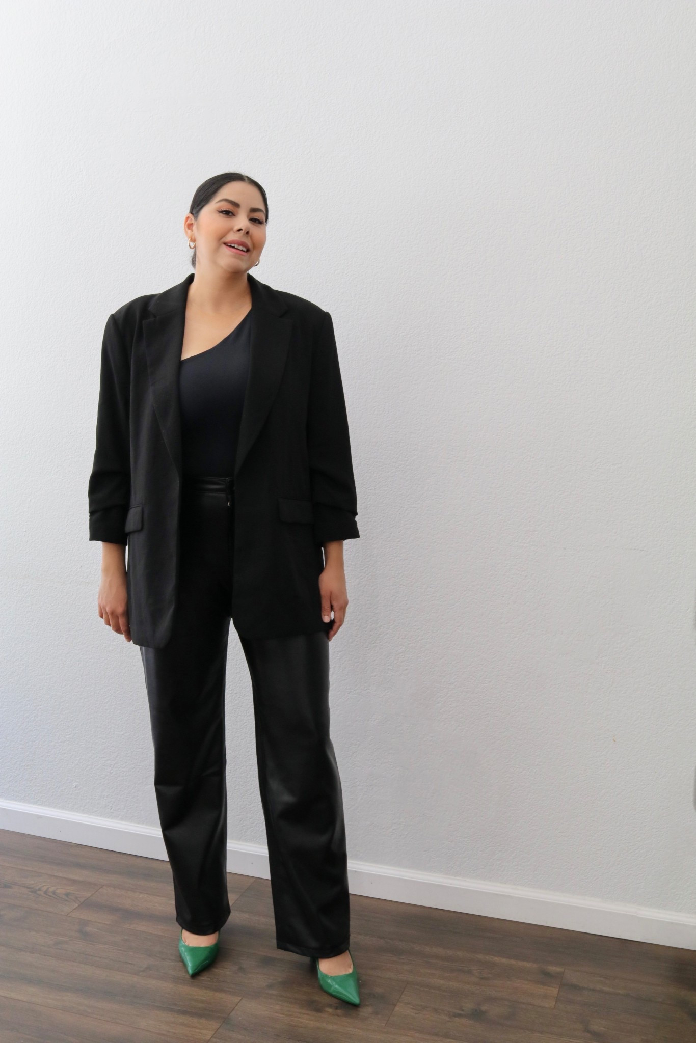 classy all black outfit for happy hour

#LTKStyleTip #LTKMidsize #LTKOver40