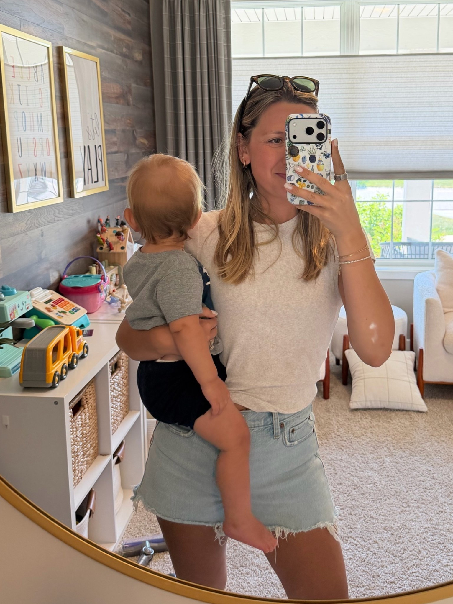 Momming ootd 🦋🫶🏼

#LTKmomlife #LTKootd