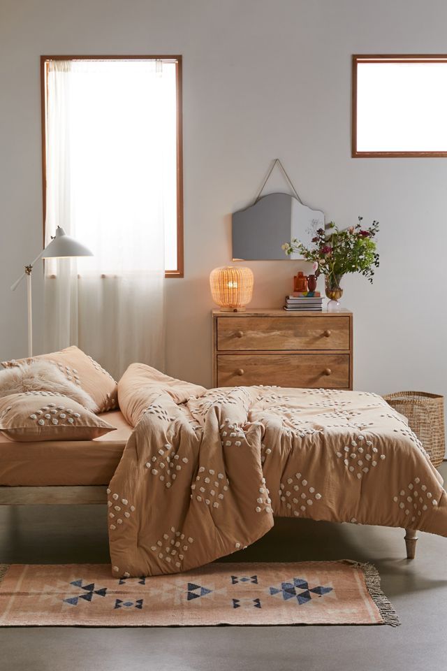 Geo Tufted Comforter Snooze Set | Urban Outfitters (US and RoW)