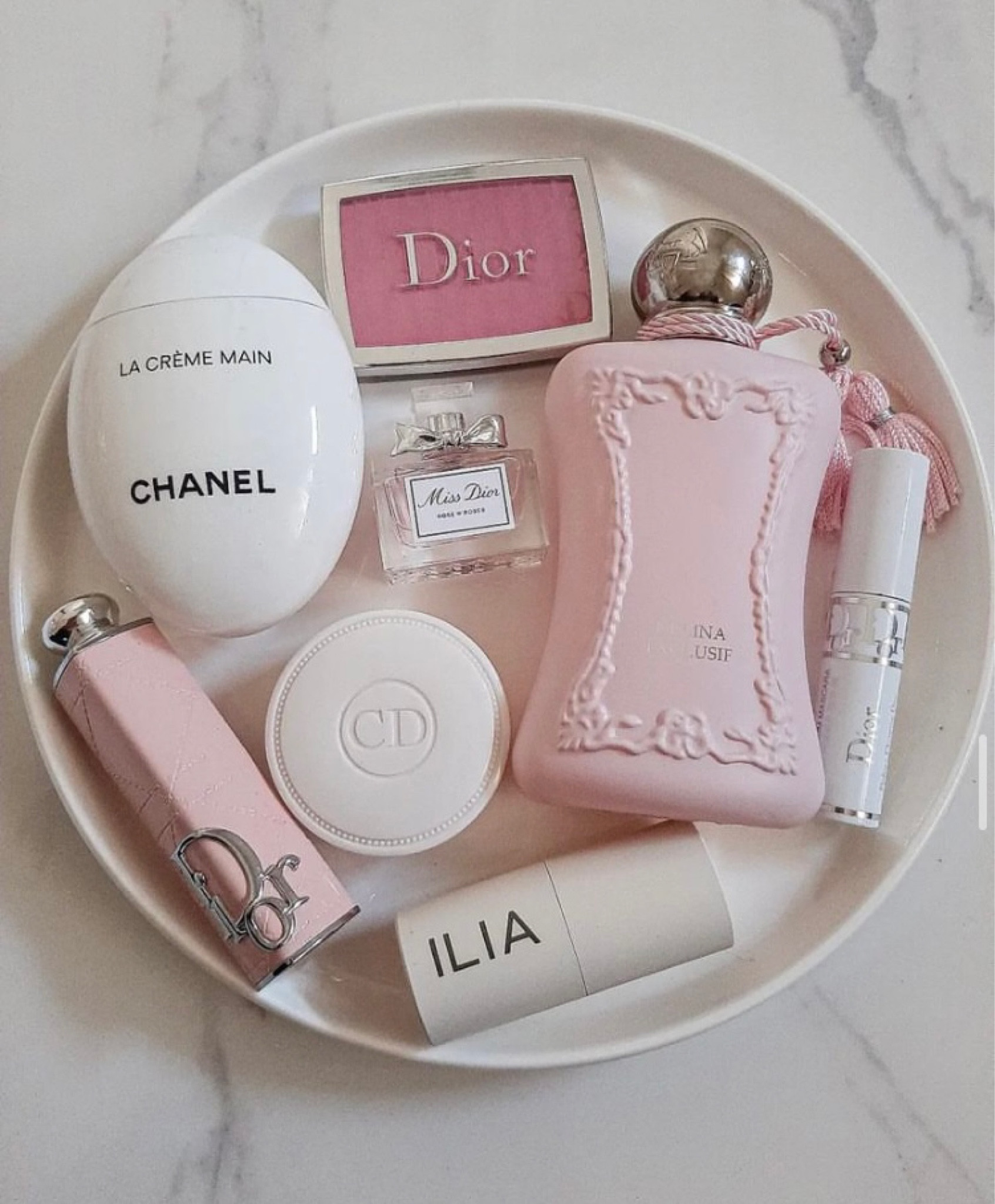 Clean girl Christmas list, lip gloss, Dior makeup, skincare organization, parfume collection aesthetic, dior lip oil, girly aesthetic, lip glos aesthetic, girly things, dior makeup aesthetic, kiko lipgloss, what’s in my makeup bag, makeup needs, preppy skincare products, makeup products, clean girl essentials, good makeup products, coquette makeup products, pink that girl aesthetic, clean girl hair, bag essentials everyday, vanilla girl, girly things aesthetic, pink vibes, makeup collection goals, luxury makeup, kiko Milano, Miss Dior, Lip oil, Body care collection, Aesthetic shower products, Vanilla girl aesthetic, Feminine, care tips, Body mists, pink skincare, Sephora must haves, expensive makeup, makeup package, Dior eyeshadow palette, essence makeup, skin makeup, French skincare, bioderma lip balm, French skincare, nuxe body oil,

#LTKbeauty #LTKFind #LTKU