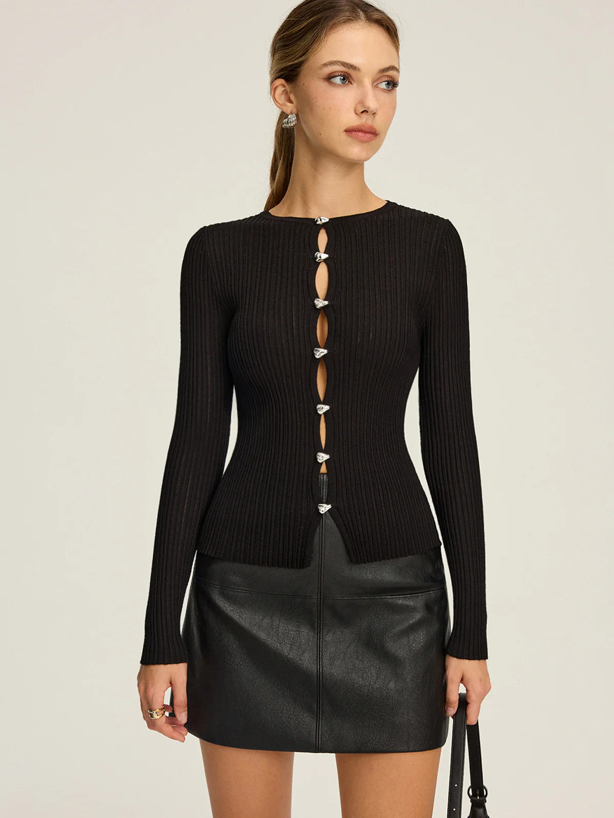 Metal Detail Cut-Out Ribbed Knit Top | Commense