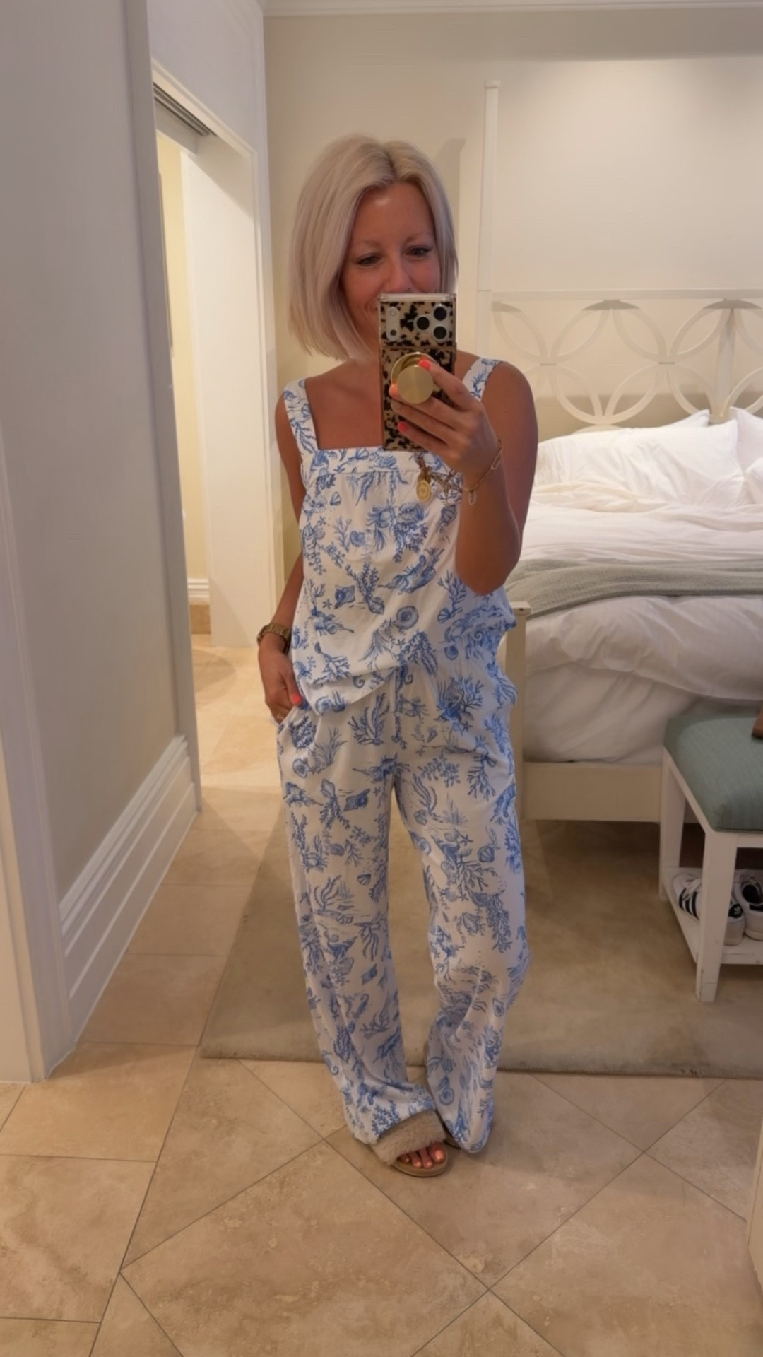 Good morning from Turks!!! These pjs are perfect for a tropical getaway or even at home wishing you were on a tropical getaway!!
⬇️⬇️⬇️
Size small (roomy)

#LTKdayinmylife #LTKmomlife #LTKTravel