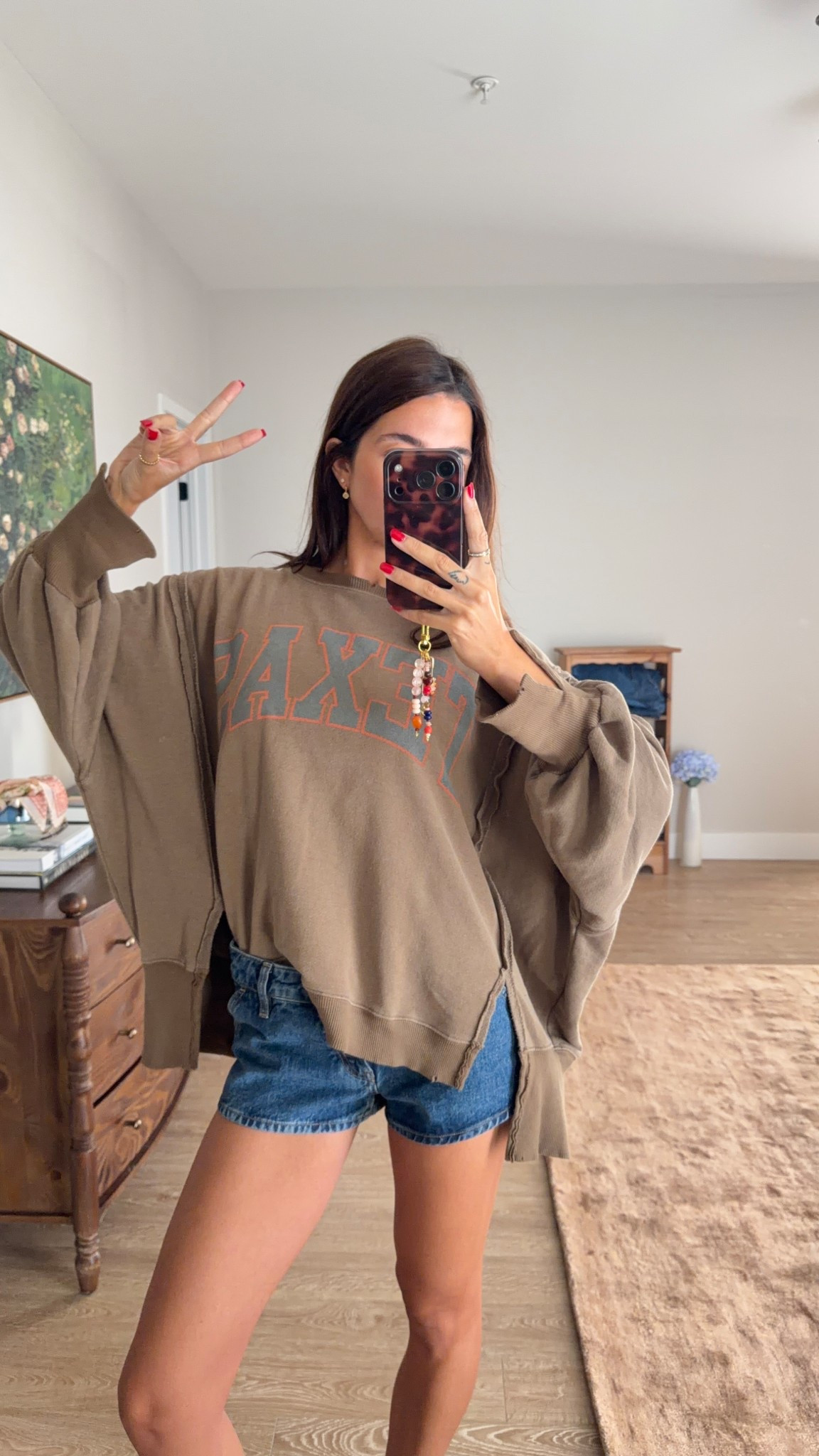 Free people longsleeve in size S! Super oversized! 26 in shorts 

#LTKgrwm #LTKSeasonal #LTKootd