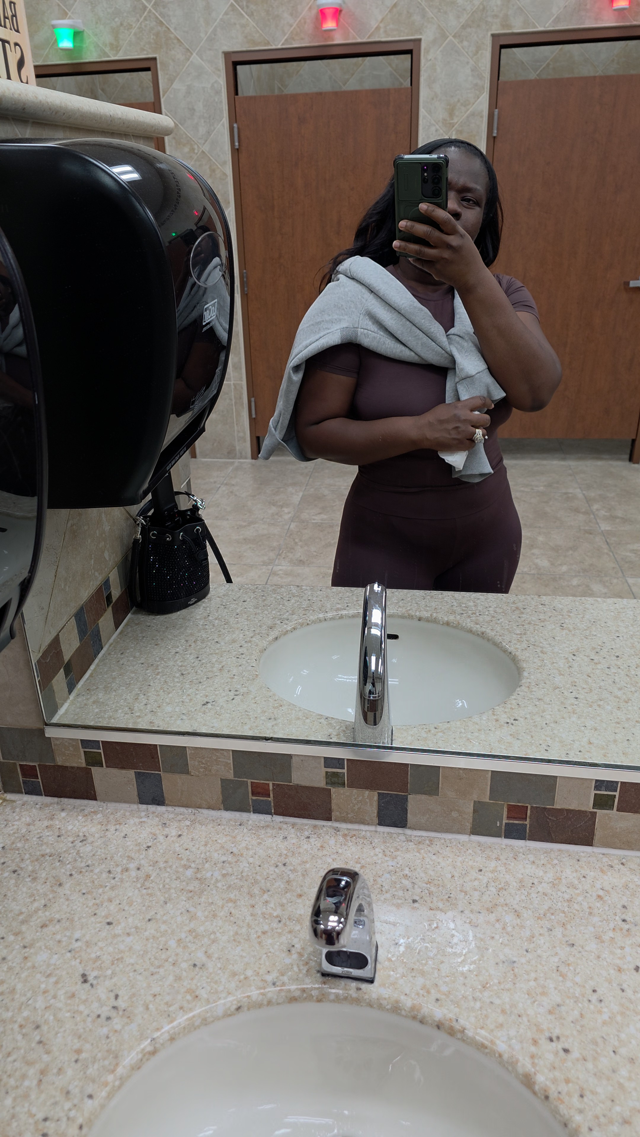 Airport outfit of the day. Airport outfit, daily outfits for women, everyday style, outfits for women, affordable fashion finds

#LTKTravel