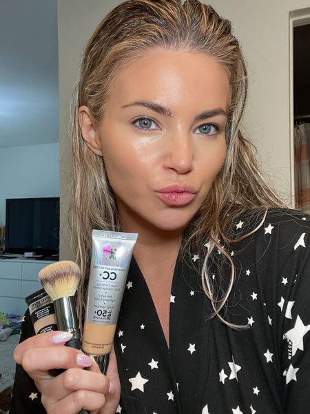 30% off @itcosmetics with the code LTK30 and additional 10% off makeup with the same code- Ends tomorrow! Wearing shade medium tan 
#itcosmeticspartner #ad 

#LTKbeauty