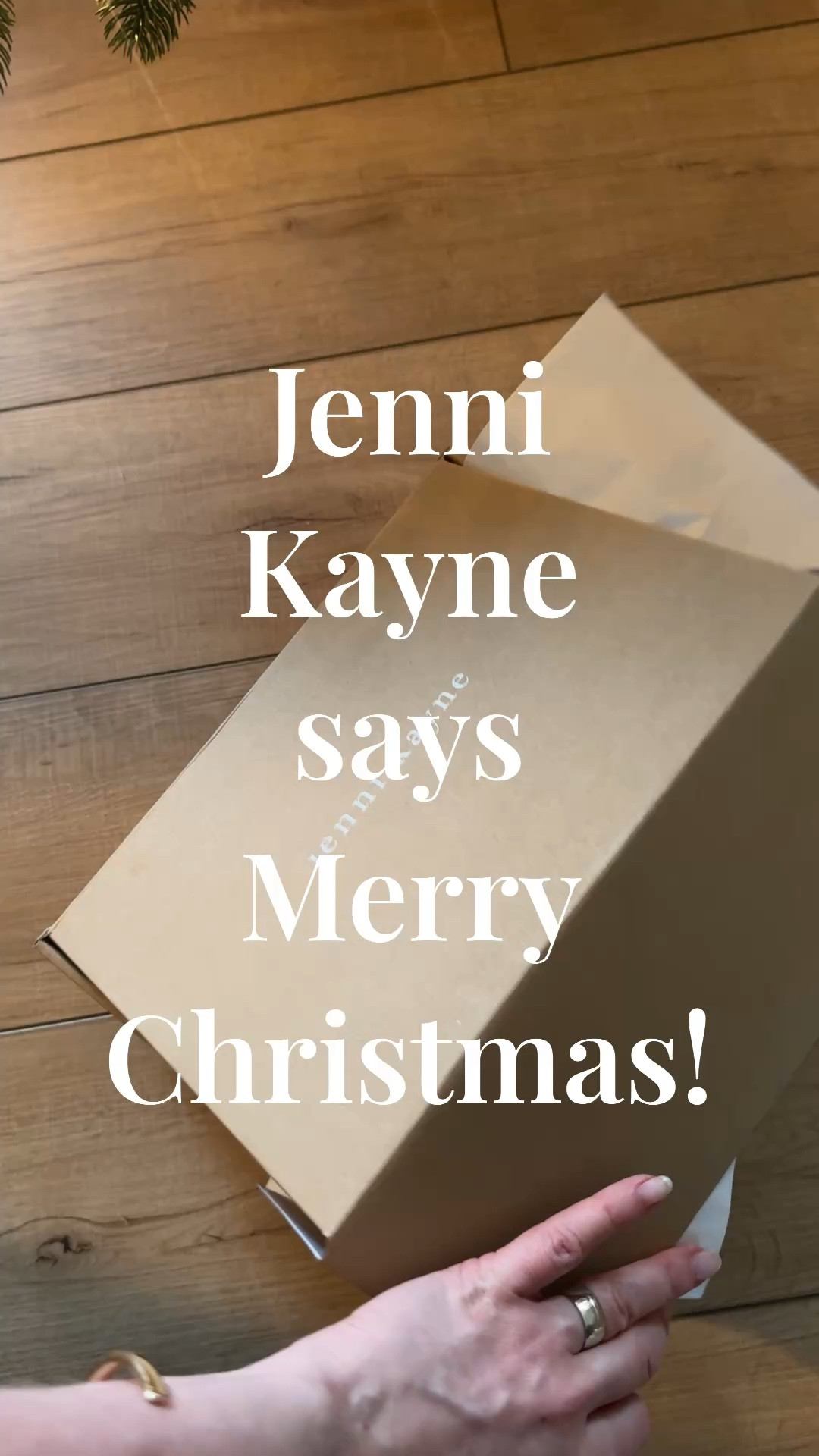 Just got a new pair of leather lug mules from Jenni Kayne and they’re beyond gorgeous! 
Today is your final chance for seasonal savings. Shop the best with 20% off while you can.

#LTKHoliday #LTKSaleAlert #LTKWatchNow