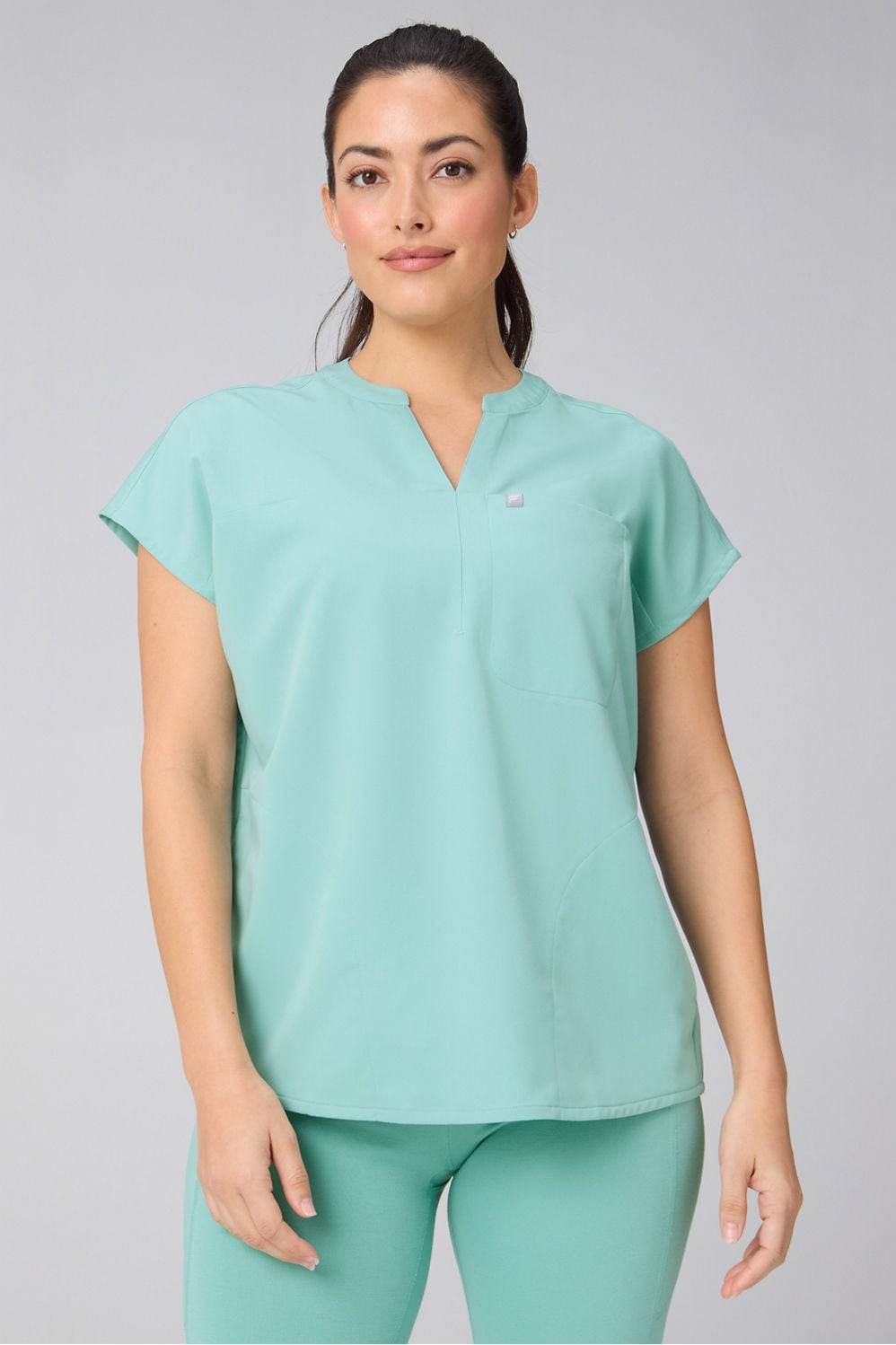 Evolve Oversized Scrub Top | Fabletics