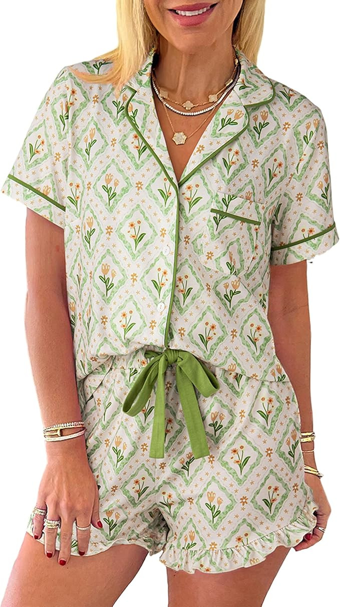 SELINK Womens Summer Pajamas Sets Short Sleeve Flower Print Button Down Sleepwear Loungewear 2 Pi... | Amazon (US)
