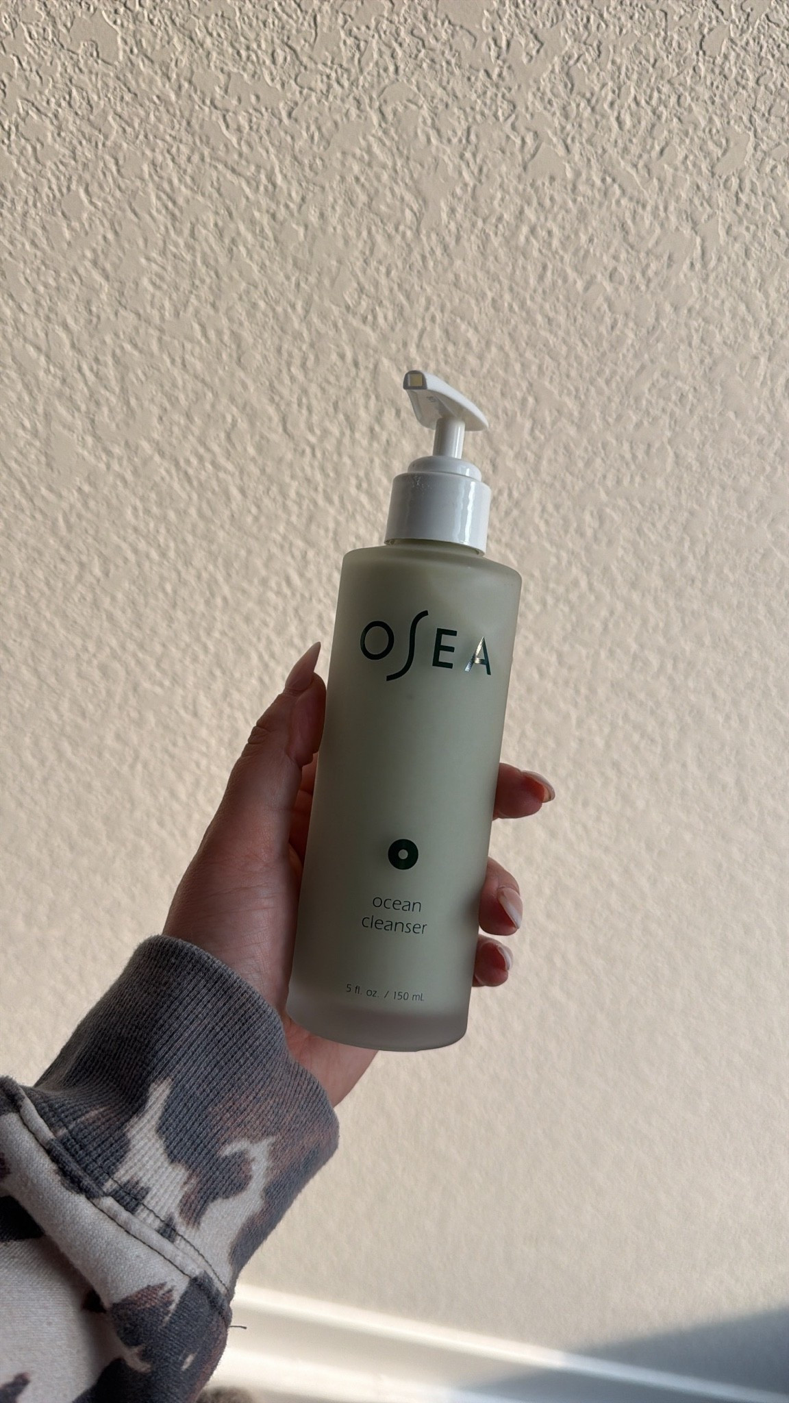 The only face wash you’ll ever need. It melts away your makeup in no time ! 💚

#LTKdayinmylife #LTKgrwm #LTKselfcare