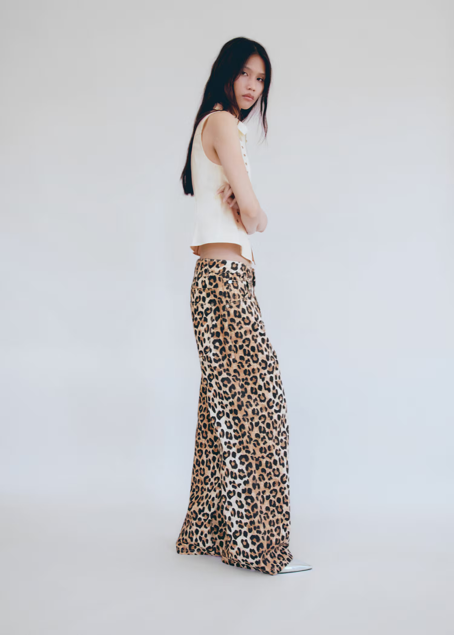 Leopard-print wideleg jeans - Women | MANGO USA | Mango (US/MX/AU)