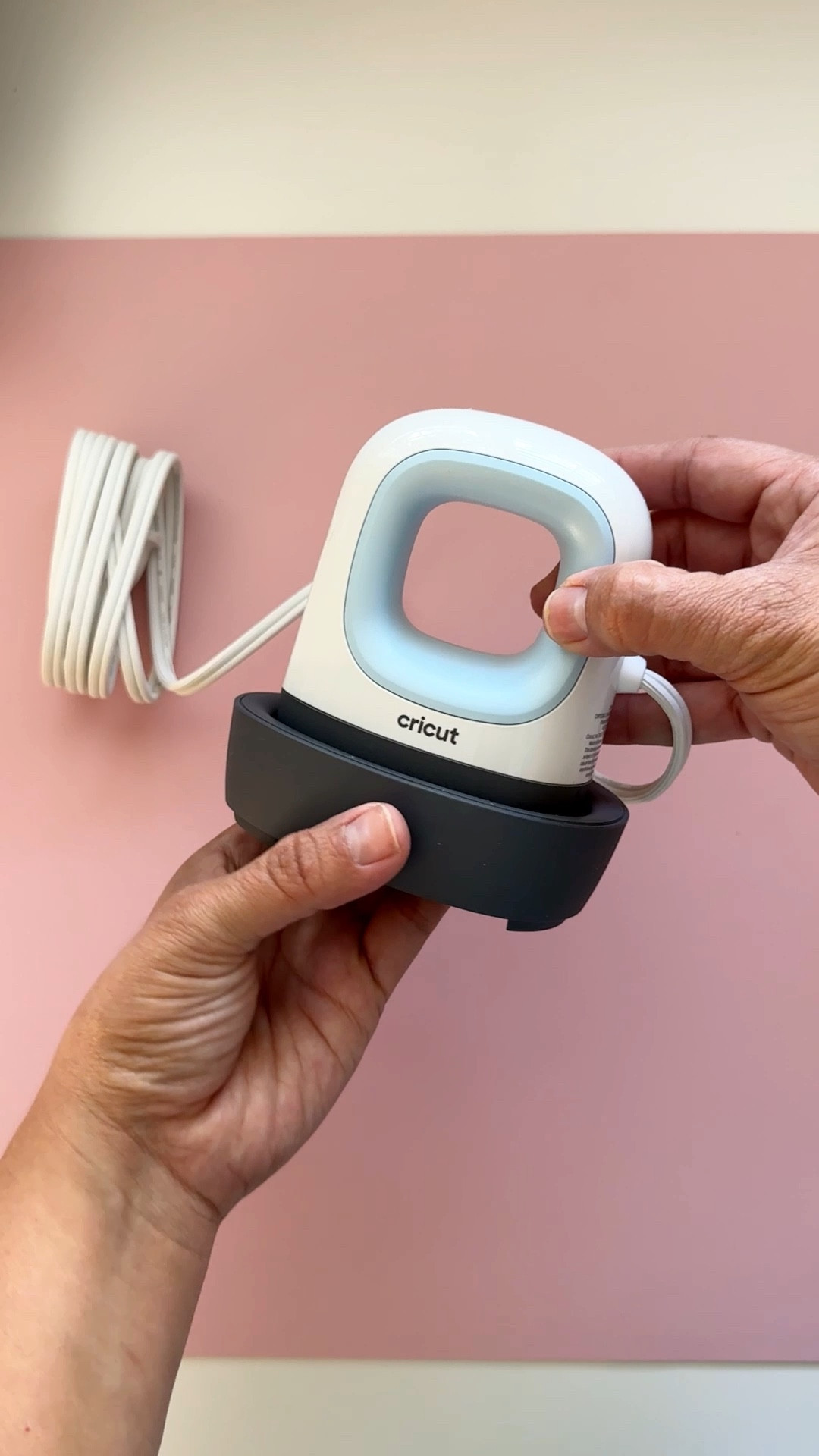 ✨ ASMR ✨ unboxing easypress mini @cricut #asmr #unboxing 

#LTKParties #LTKBacktoSchool #LTKVideo