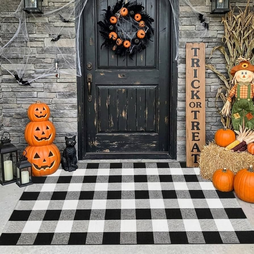 MUBIN Fall Decor Cotton Buffalo Plaid Rug, 3' x 5' Black and White Outdoor Rug Front Door Decorat... | Amazon (US)
