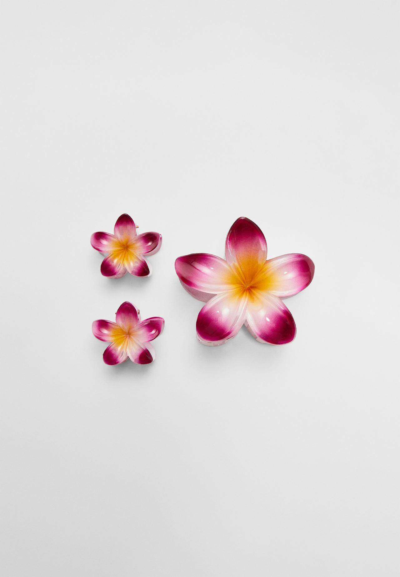 Pack of 3 floral hair clips - Women's All | Stradivarius United Kingdom | Stradivarius (UK)