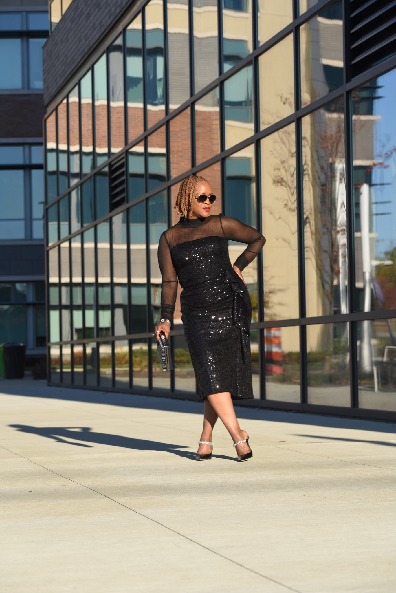 Holiday Date Night or Party Sequin Dress

#LTKParties #LTKHoliday #LTKSeasonal