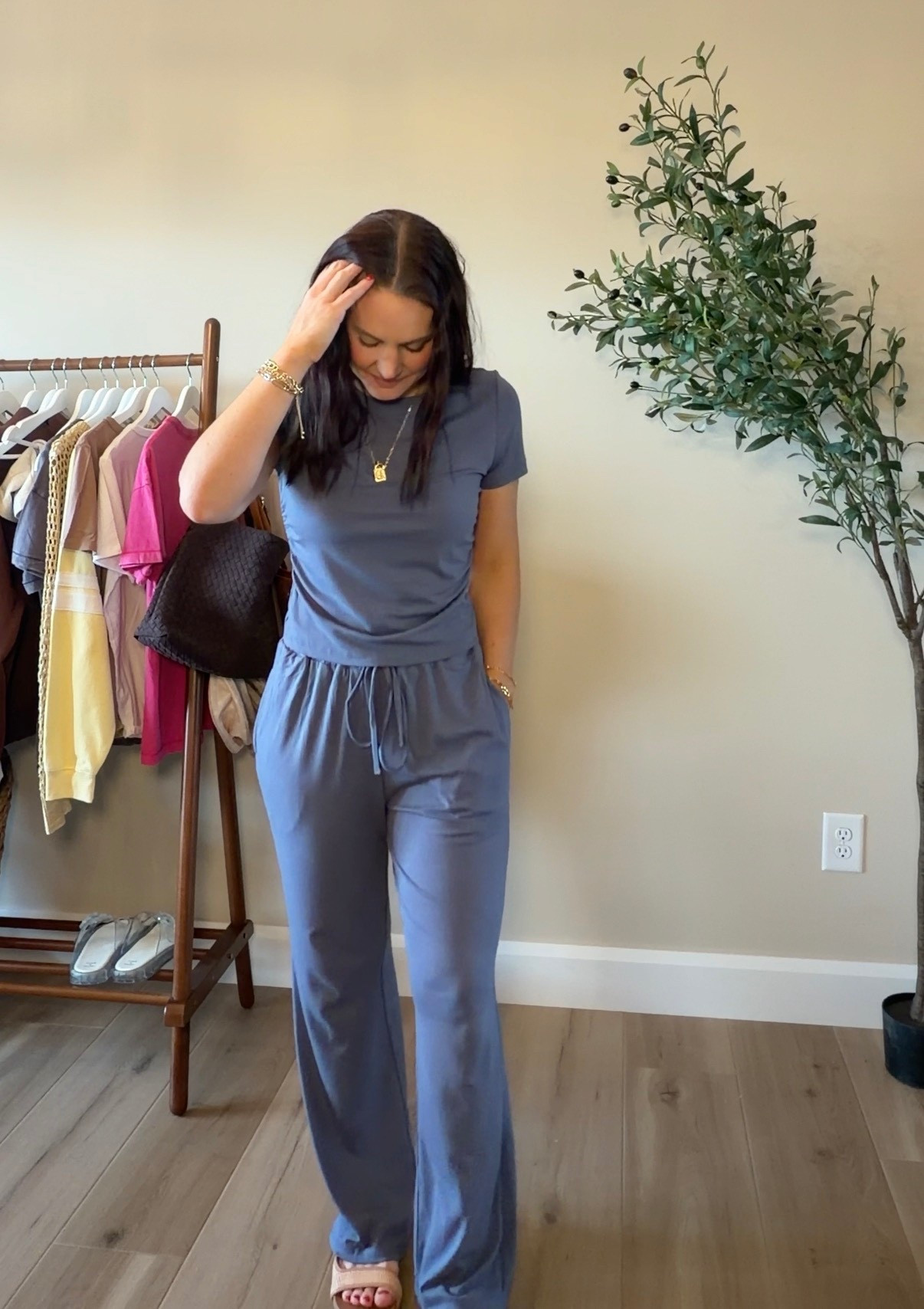 Comes in Tons of colors - this one is dusty blue! Size medium 

#LTKSaleAlert #LTKmomlife #LTKootd