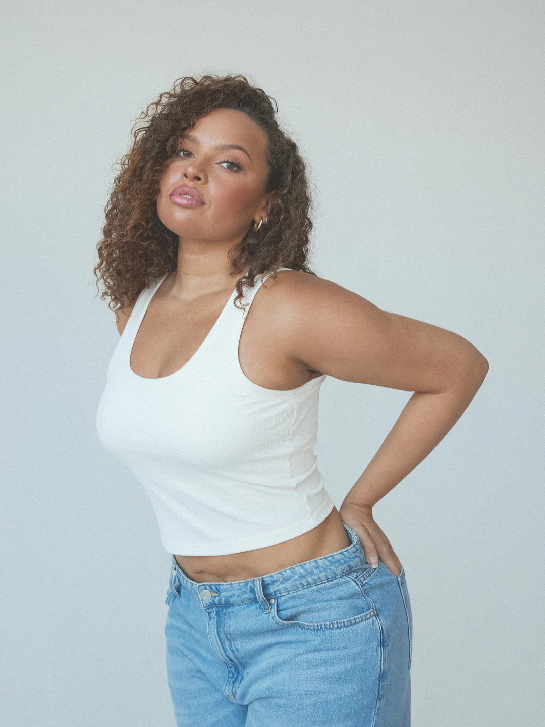 Bamboo Scoop Neck Brami Tank (Crop) | Klassy