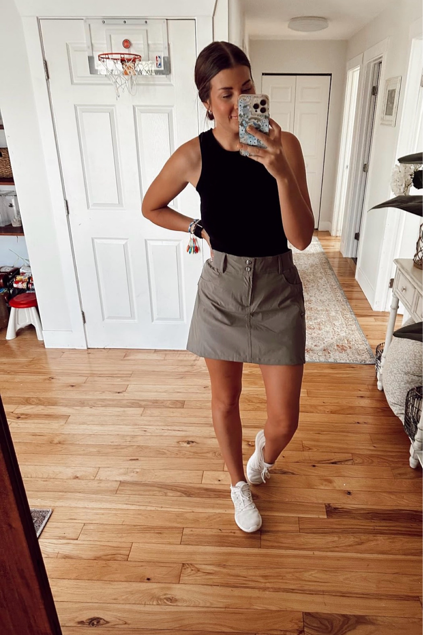 Loving this casual look!! 

#LTKgrwm #LTKmomlife #LTKootd