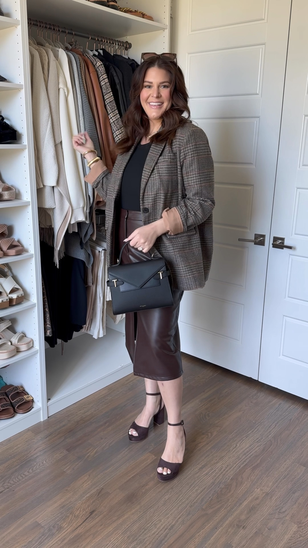 This workwear look is perfect for fall and winter and oh so chic! All of these pieces are great staples that you could easily repurpose into tons of other outfits too.

Jewelry Discount Code: CURVESTOCONTOUR 

Blazer, Tank, Skirt: XL

#workwear #workwearstyle #workwearfashion #size16 #size14style #fallfashion #howtostylevideo #midsize 

size 14, workwear, fall fashion, winter fashion, date night outfit, fall boots, blazer style, midi skirt

#LTKVideo #LTKStyleTip #LTKMidsize
