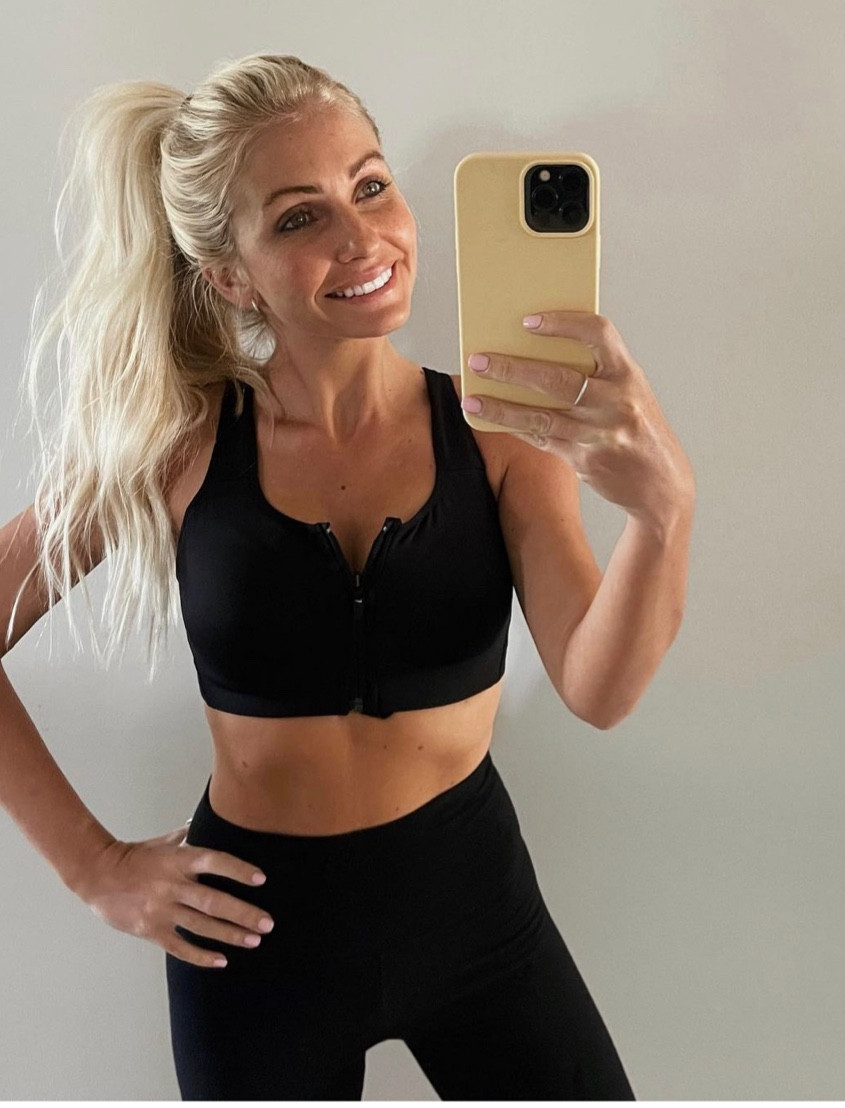 love this all black workout fit! 🖤

#LTKstyletip #LTKfit #LTKunder100