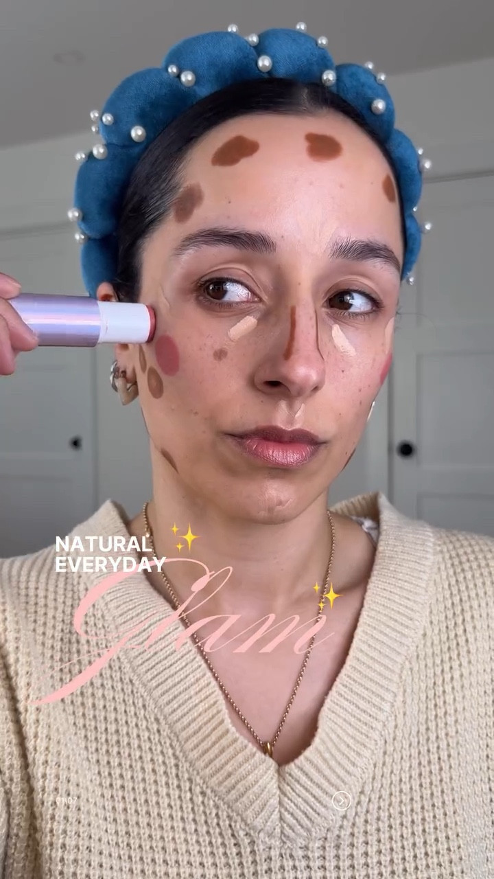 Some of my everyday faves that never fail me! All the products I used are sooo good 🤍
Comment “LINK” 🔗 and I’ll send them to you!

#naturalmakeup 
#everydaymakeup 
 #softglammakeup 
#nomakeupmakeup 
 #glowyskin