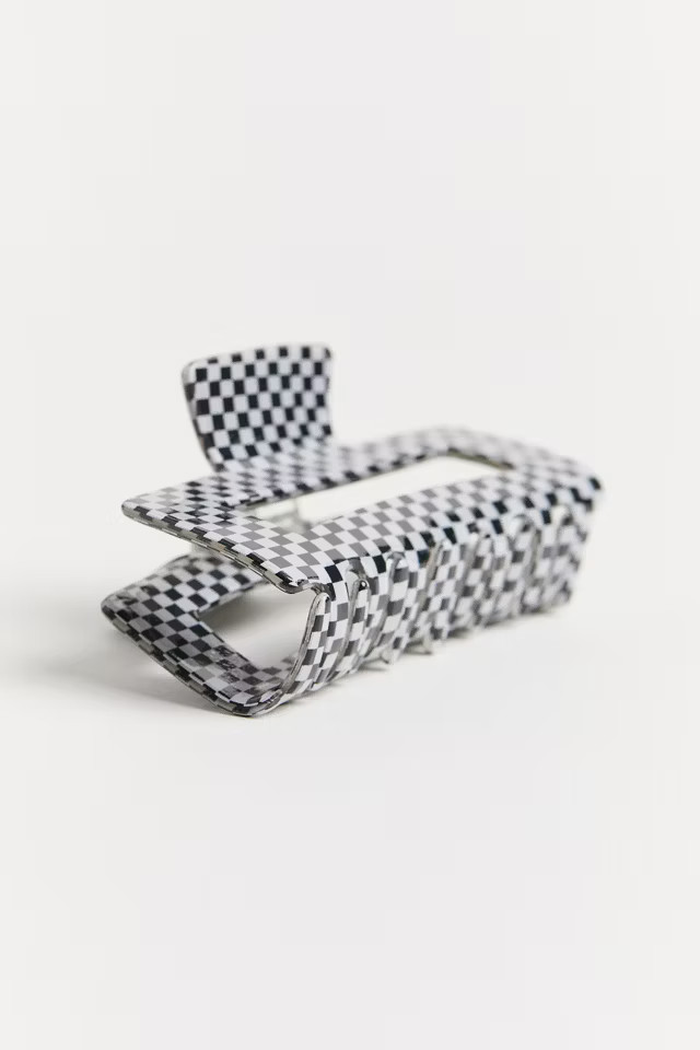 Gia Rectangle Claw Clip | Urban Outfitters (US and RoW)
