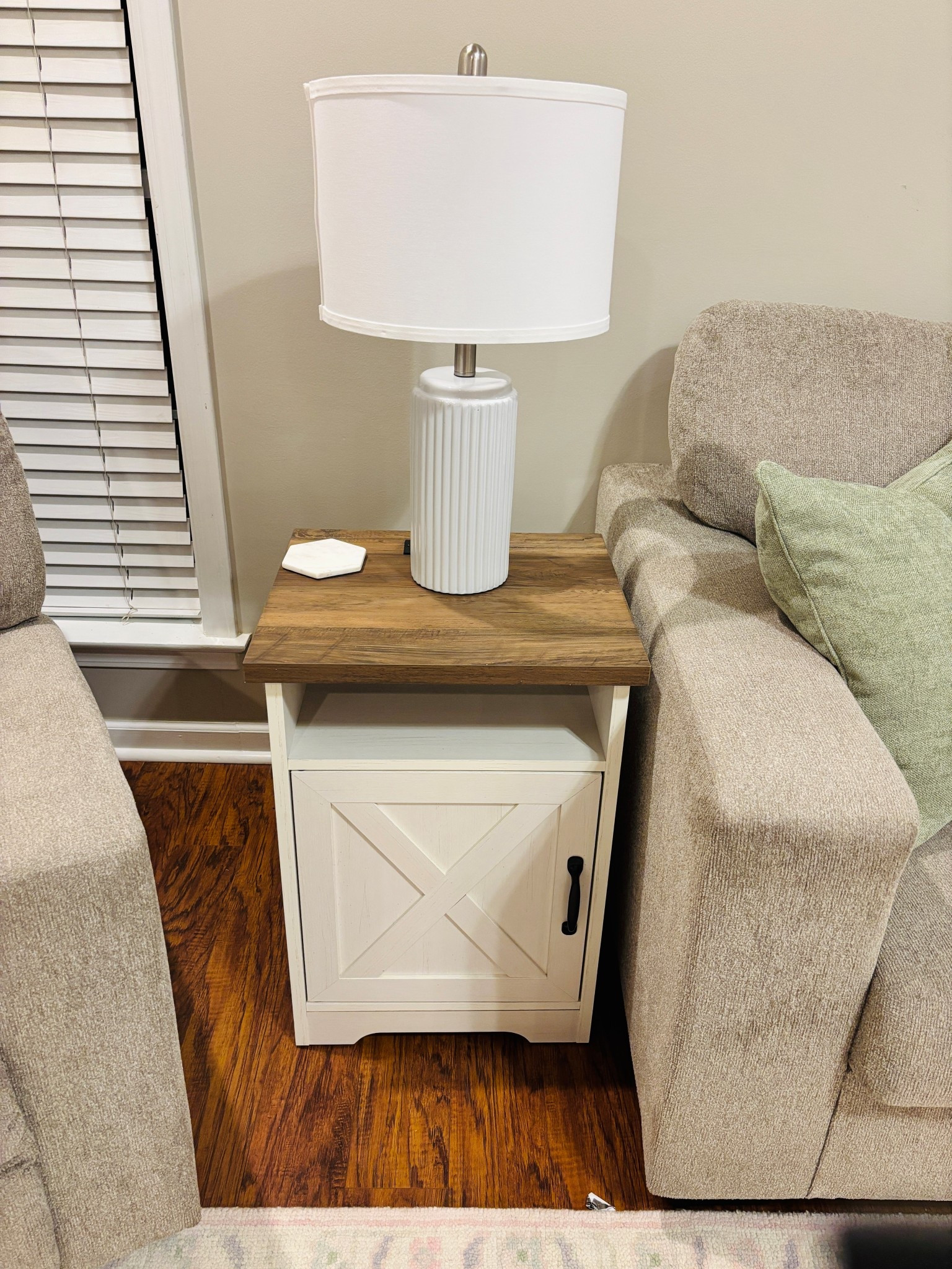 The CUTEST Farmhouse End Table! 🌸

#LTKHome #LTKSaleAlert #LTKSeasonal