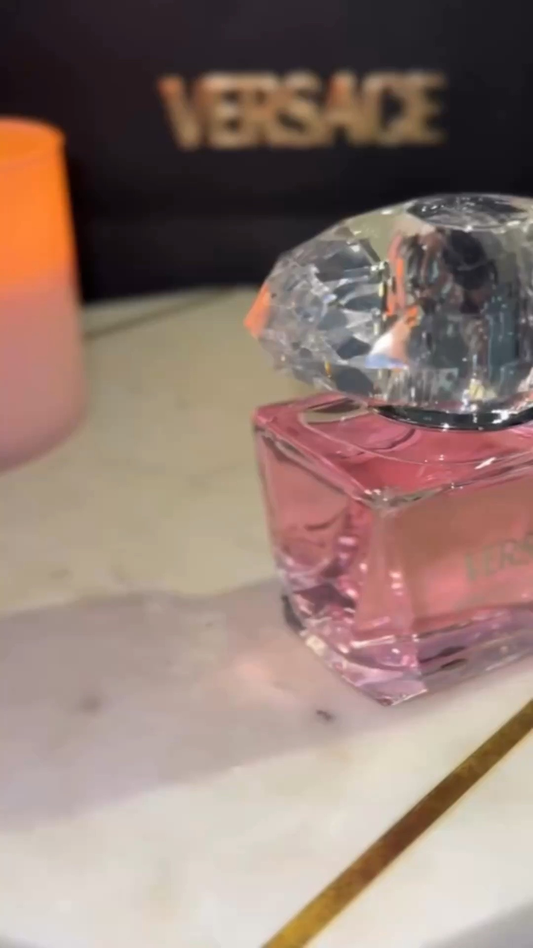 Still need a Mother’s Day gift? This is it. Versace Crystal EDT is a floral, fruity, warm, feminine scent that is perfect for the woman who deserves to FEEL all of those things get it now @macys 

Tell me your favorite fragrance memory in the comments. And tag a mom who’d love this as a gift! 

#VERSACEFRAGRANCES #AD #VERSACEBRIGHTCRYSTALEDT