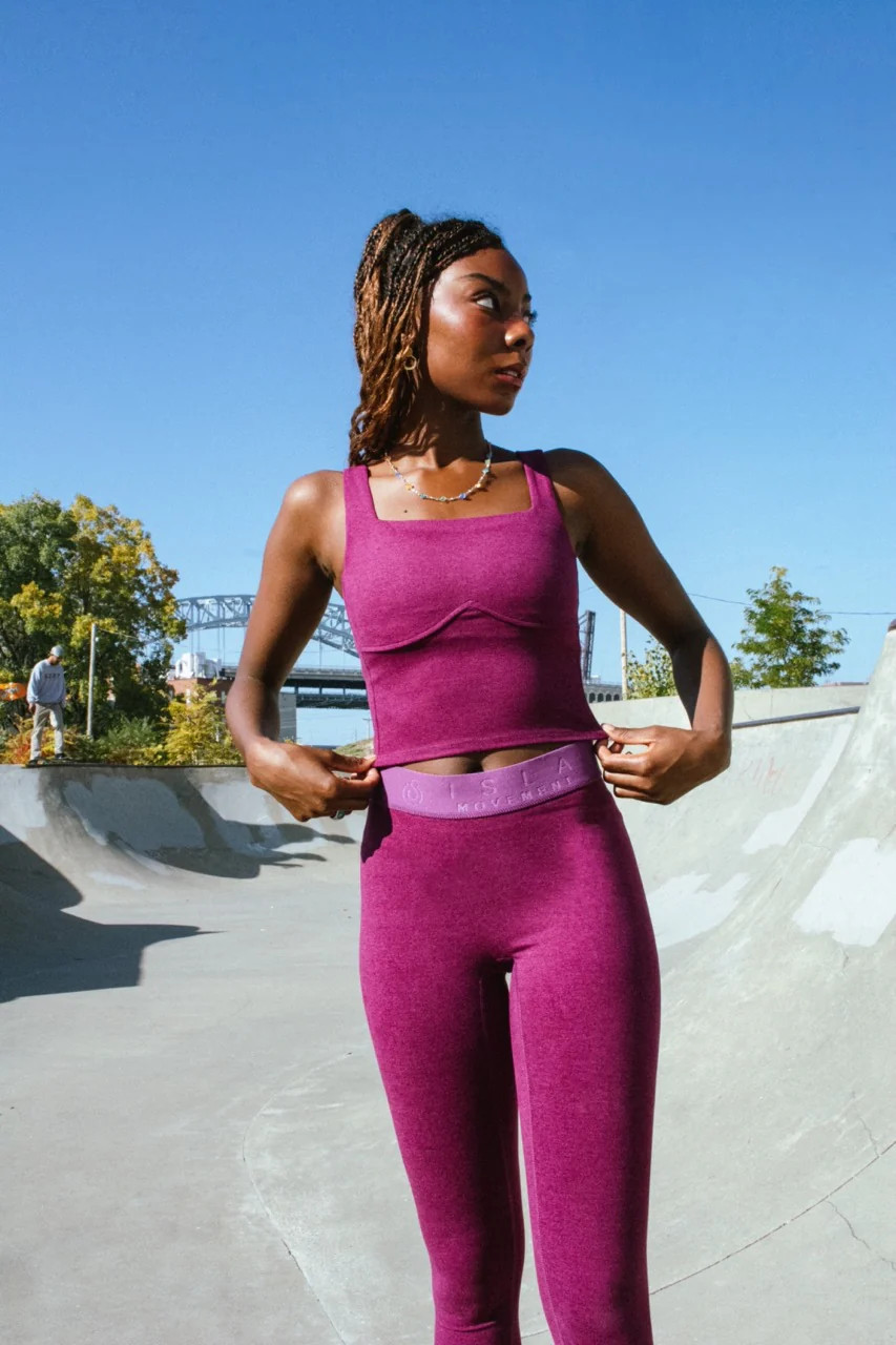 Contour Curve Tank | Isla Movement
