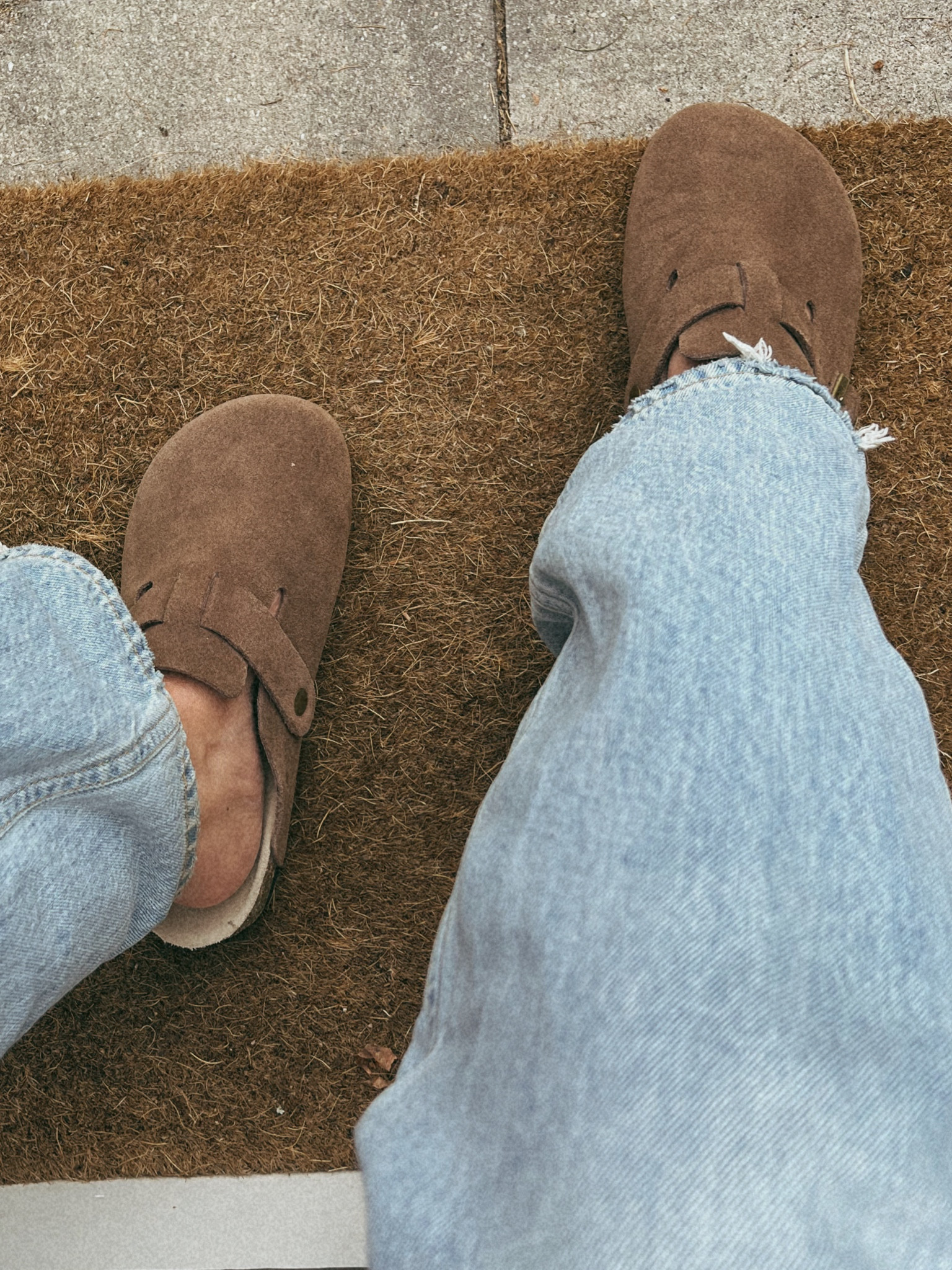 If you are looking for a super comfortable, more affordable and water repellent clog similar to the Boston Birks THESE are so so good! Im 6.5 and I ordered a 6 in the color cafe 🤎

#LTKSeasonal #LTKShoeCrush #LTKFindsUnder100