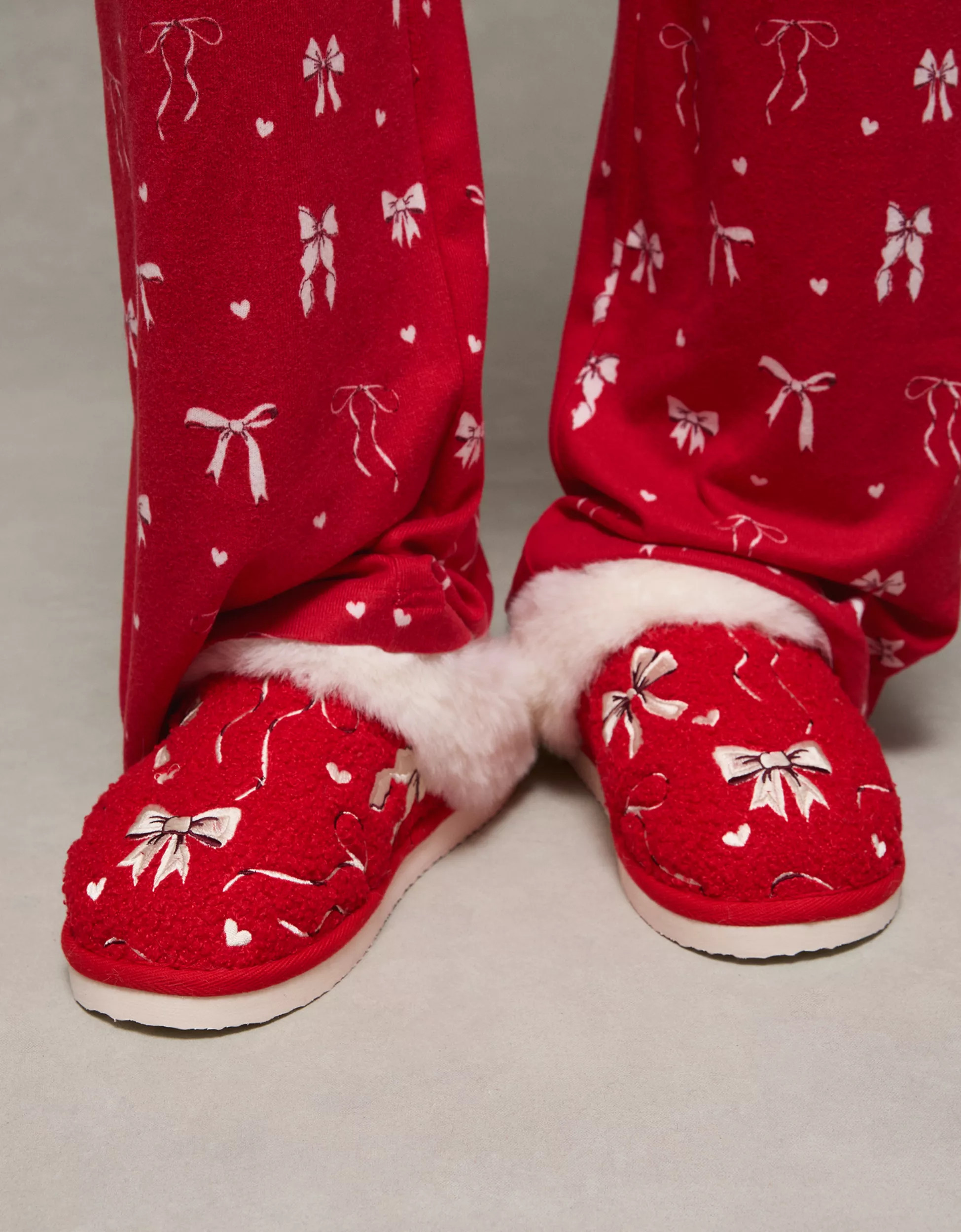 AE Holiday Bows Scuff Slipper | American Eagle Outfitters (US & CA)
