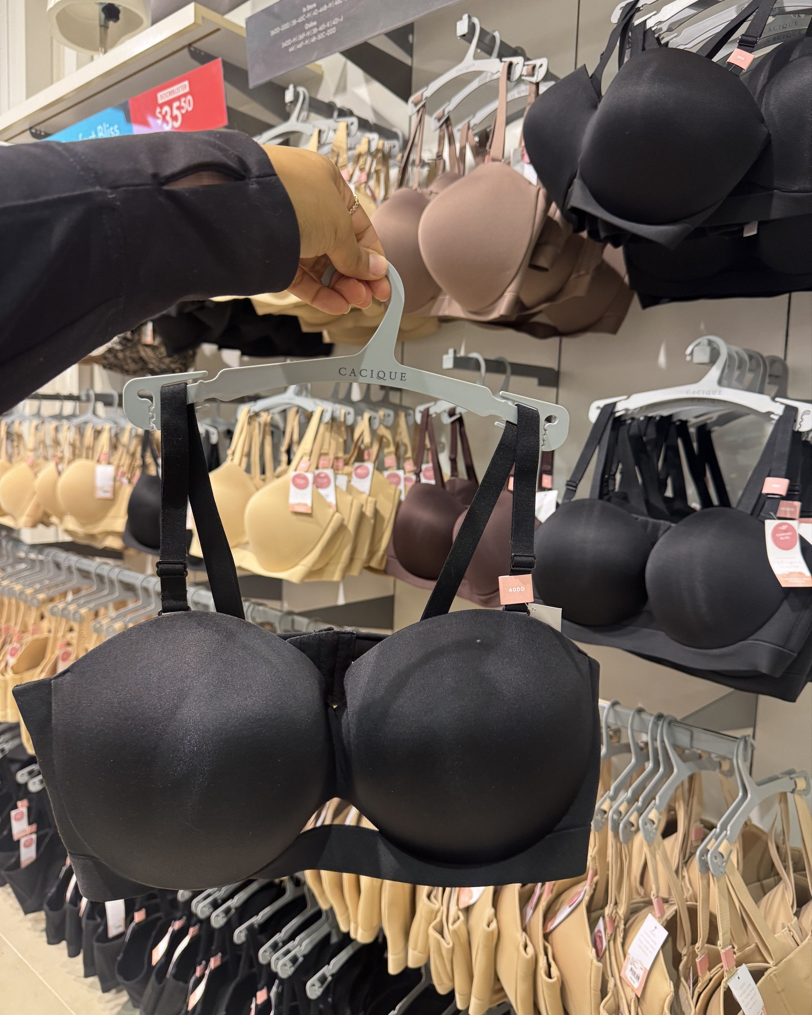 DOOR BUSTER sales are happening right now at lane Bryant! 

Jeans are on sale for us curvy girls $39
Bras are $30 and ofcourse I got my booster comfort bliss bra. Strapless bra because I love them so much and they keep my girls lifted and comfortable all day! 

Check out three sales and let me know what you snag up!!! 

#LTKFindsUnder50 #LTKPlusSize #LTKHoliday