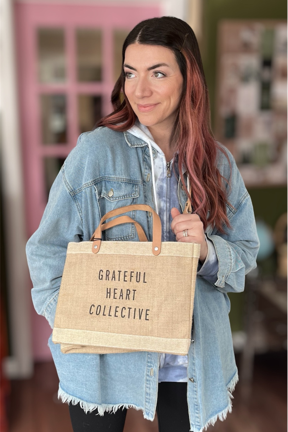 This market bag is the PERFECT gift, especially with Mother’s Day coming up. It’s CUSTOMIZABLE! 🙌🏻 

You personalize today it ships tomorrow 🤩

And the best part is, they use ethical production practices that benefit mothers in Bangladesh 

I wish I knew about these when we got married - they would have been amazing bridesmaids gifts!

Grab yours today through my link!! 


#LTKfindsunder100 #LTKGiftGuide #LTKitbag